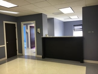 Bronx, NY Retail - 5693 Riverdale Ave