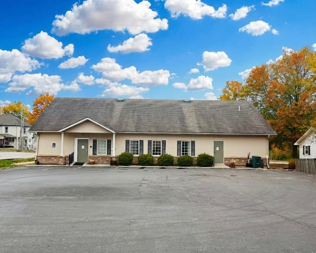 307 S Jefferson St, Kearney, MO for Sale