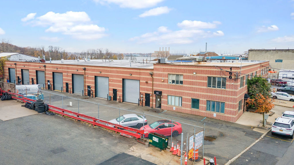 166 Industrial Loop, Staten Island, NY for Rent