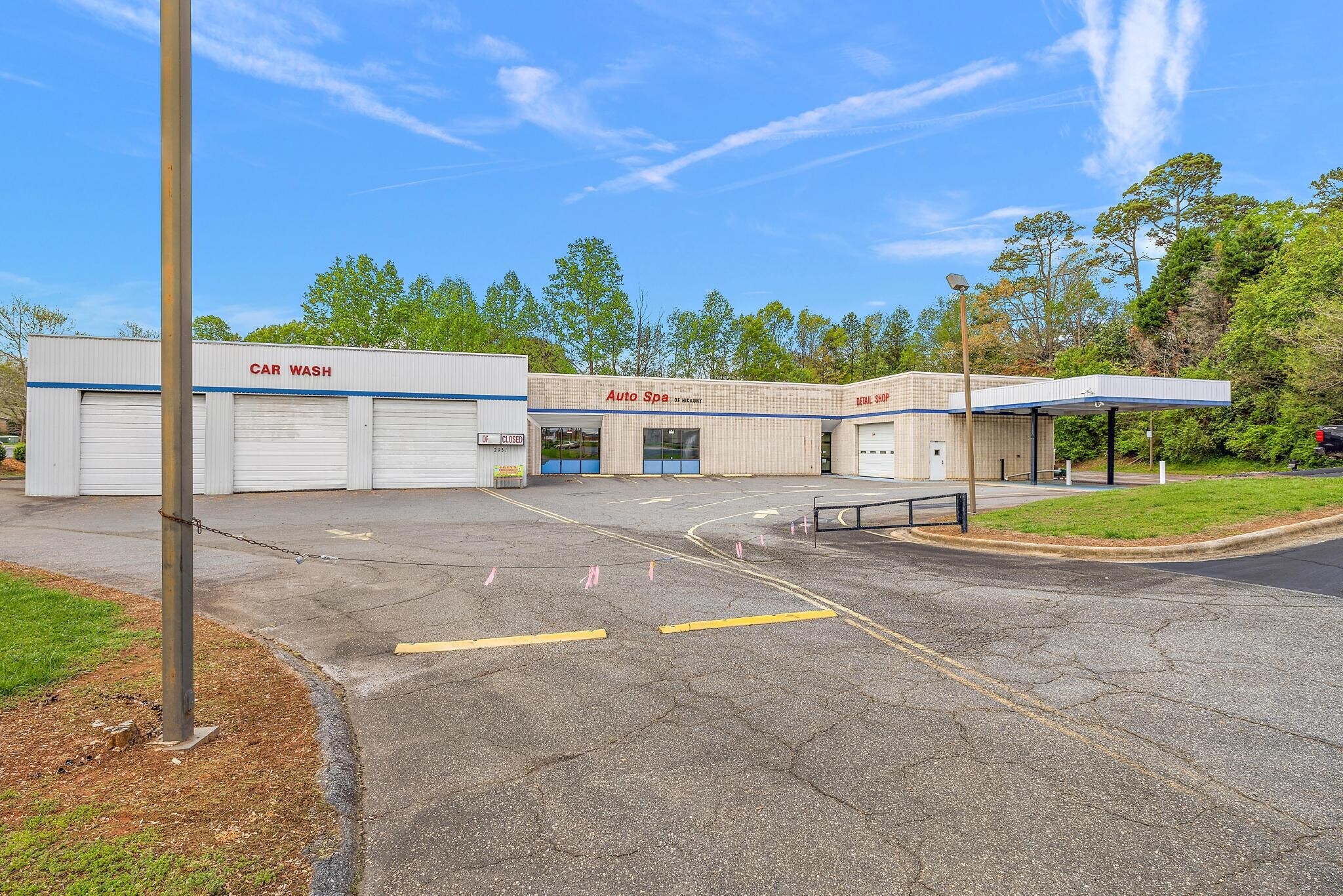 2931 N Center St, Hickory, NC for Sale