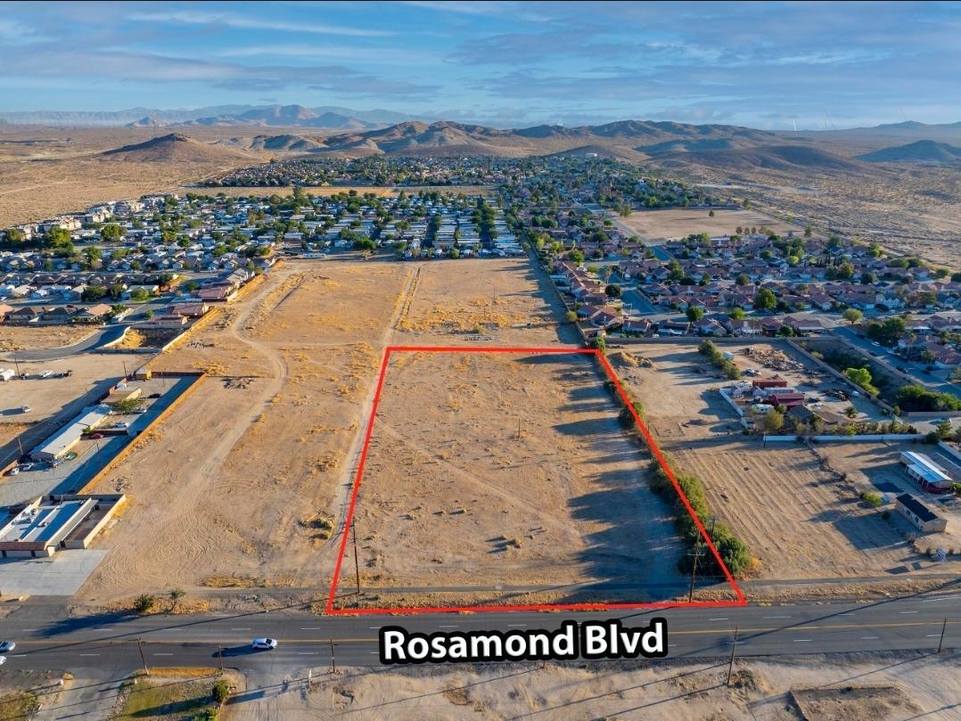 Rosamond Blvd Blvd @ Park Avenue, Rosamond, CA for Sale