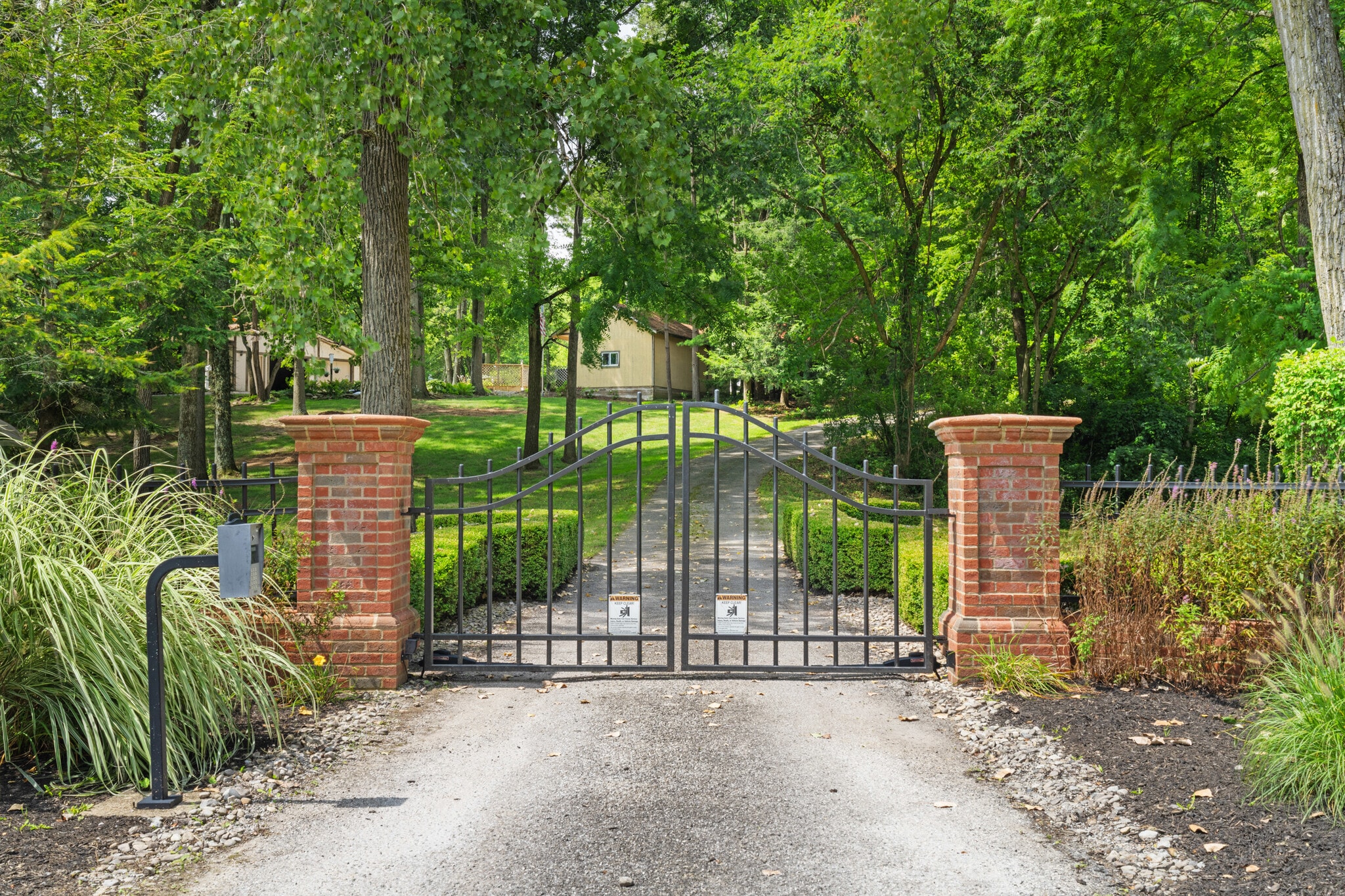 5455 Plantation Rd, Sunbury, OH for Sale