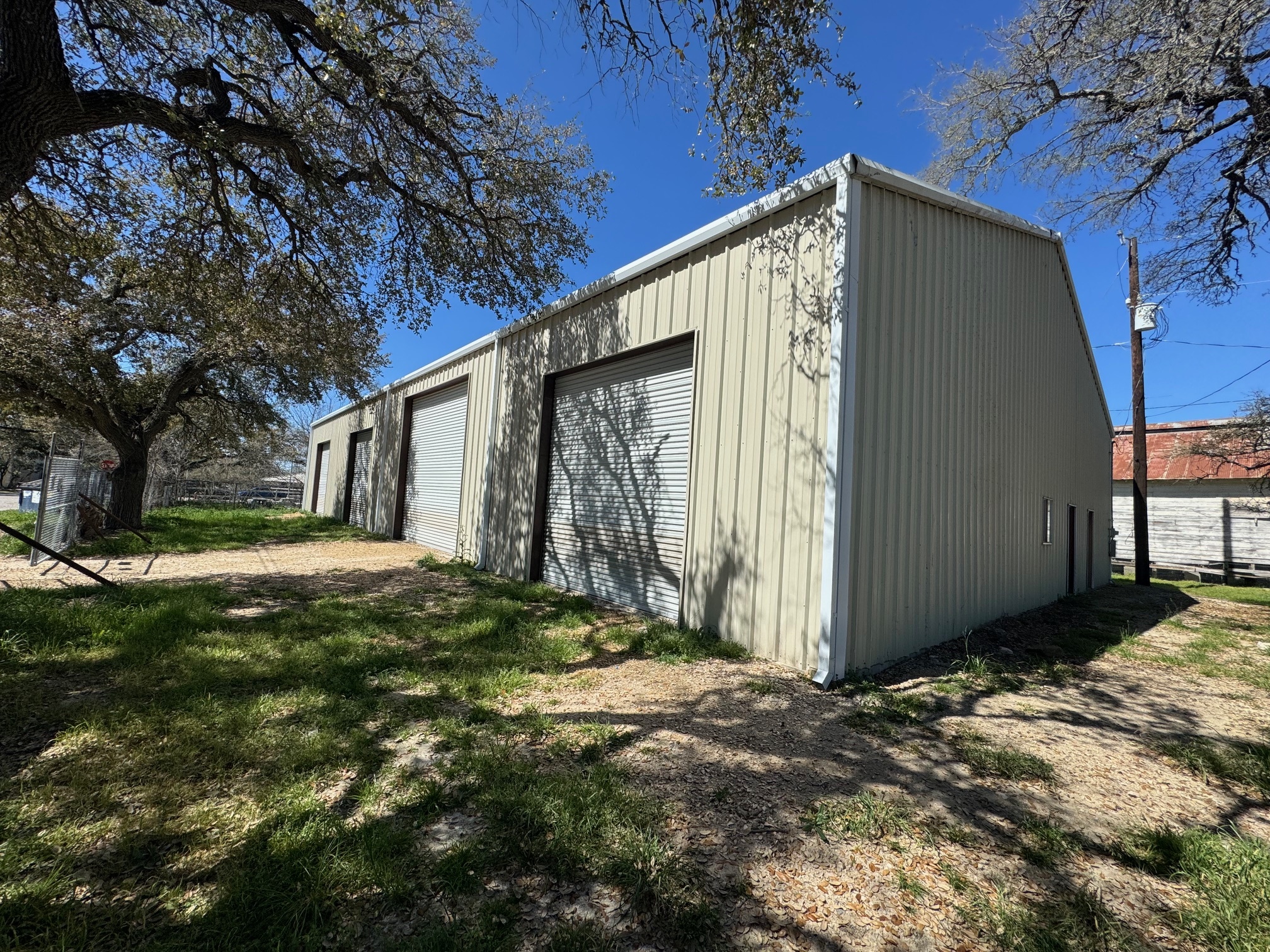 354 Wallace St, Dripping Springs, TX for Rent