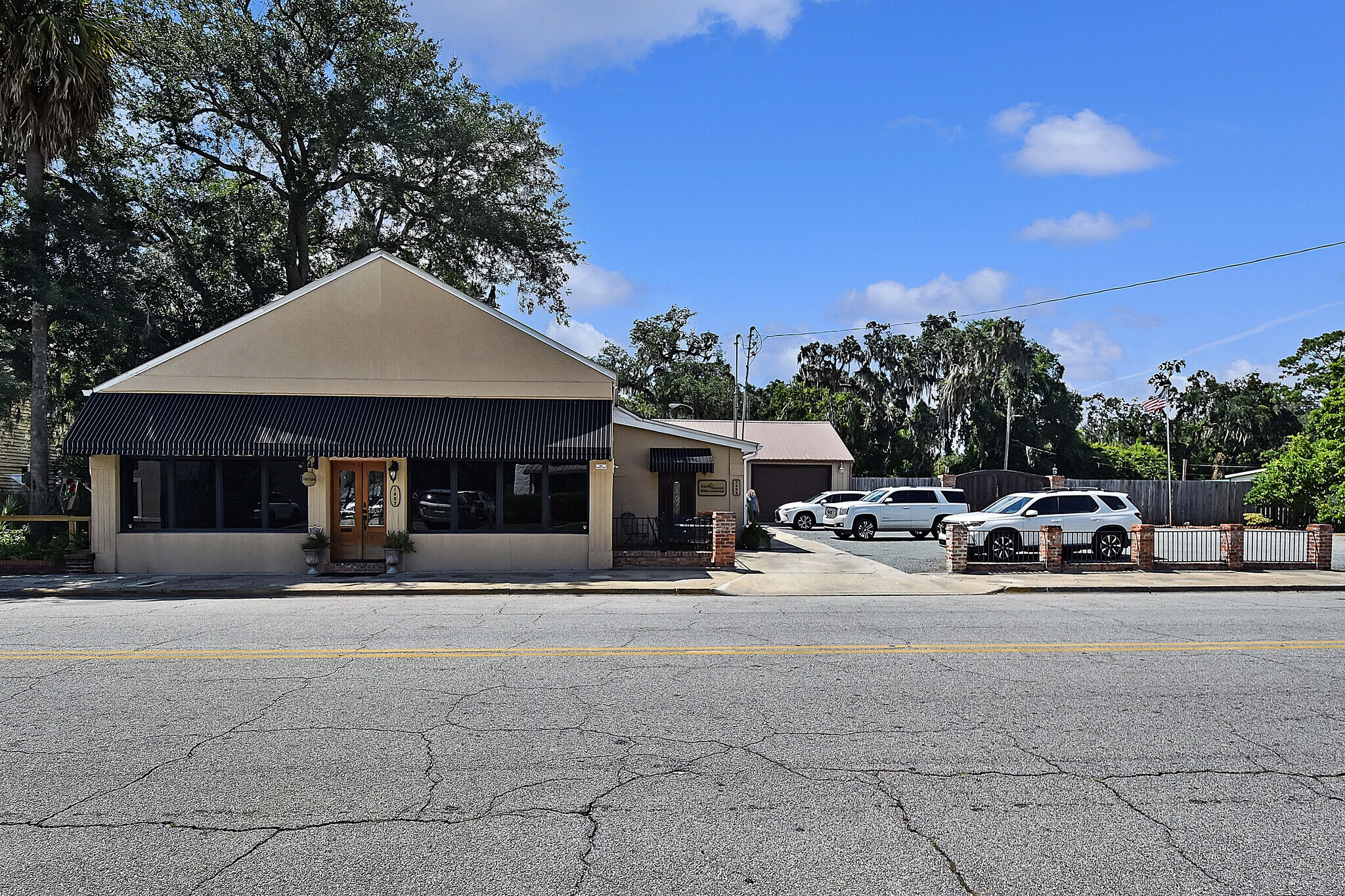 1607 Norwich St, Brunswick, GA for Sale