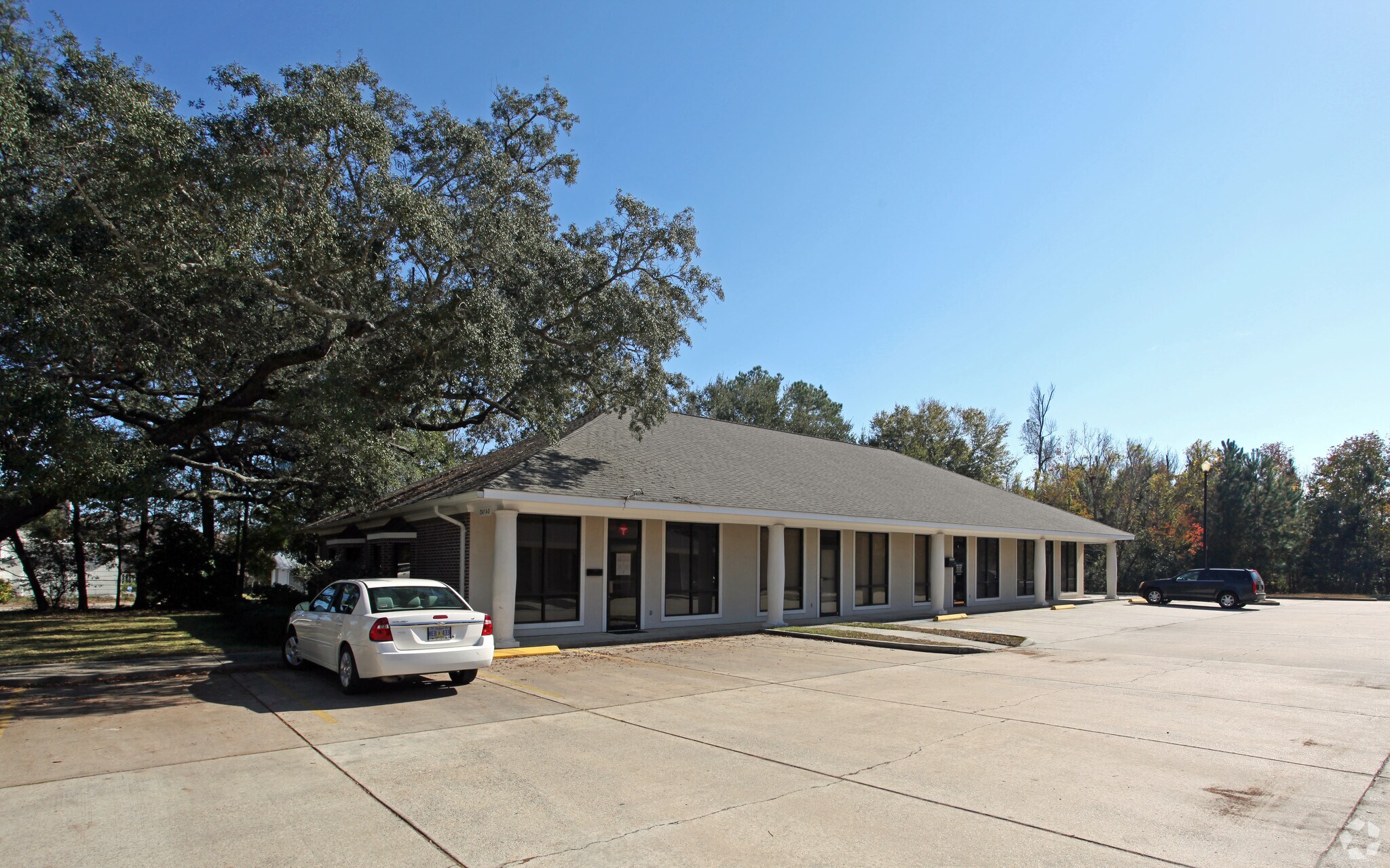 2541 Pass Rd, Biloxi, MS for Rent
