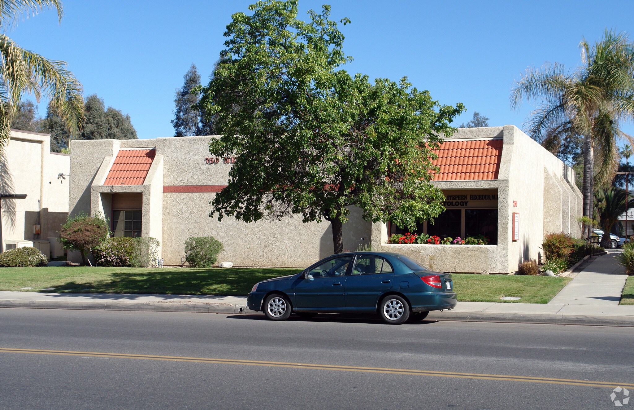750 E Latham Ave, Hemet, CA for Sale