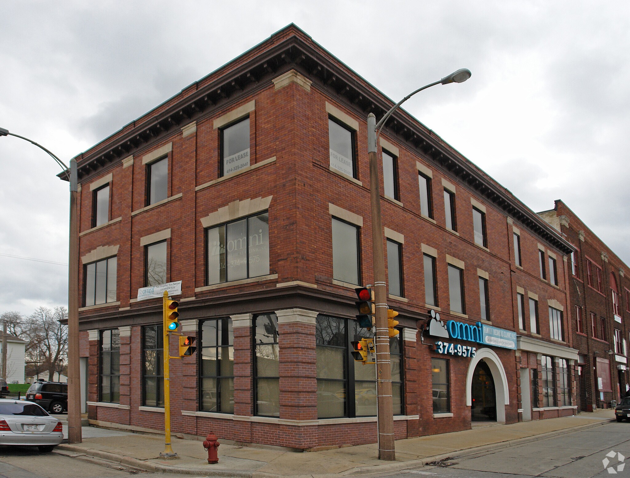 1134 W North Ave, Milwaukee, WI for Sale