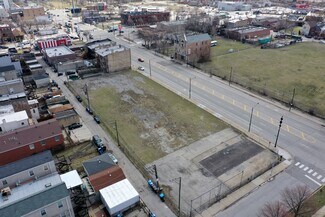 Chicago, IL Commercial Land - 2432 W Roosevelt Rd