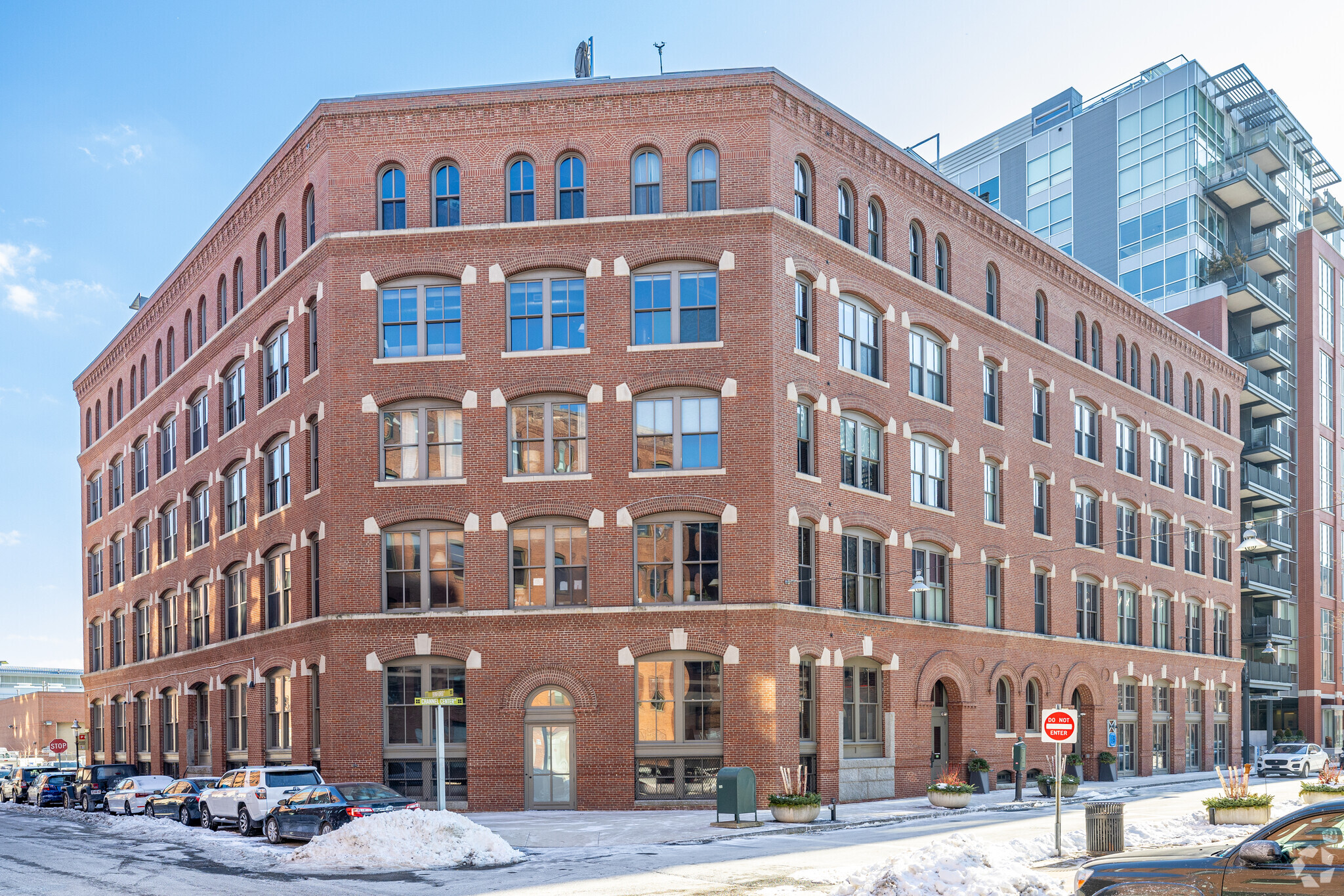 35 Channel Center St, Boston, MA for Rent