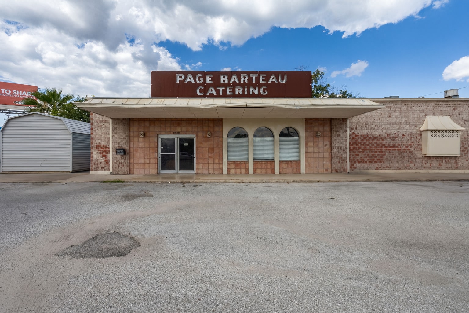 2332 N Saint Marys St, San Antonio, TX for Sale