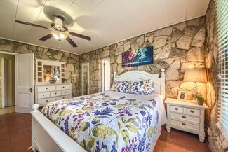 Mico, TX Residential Income - 6986 County Road 271