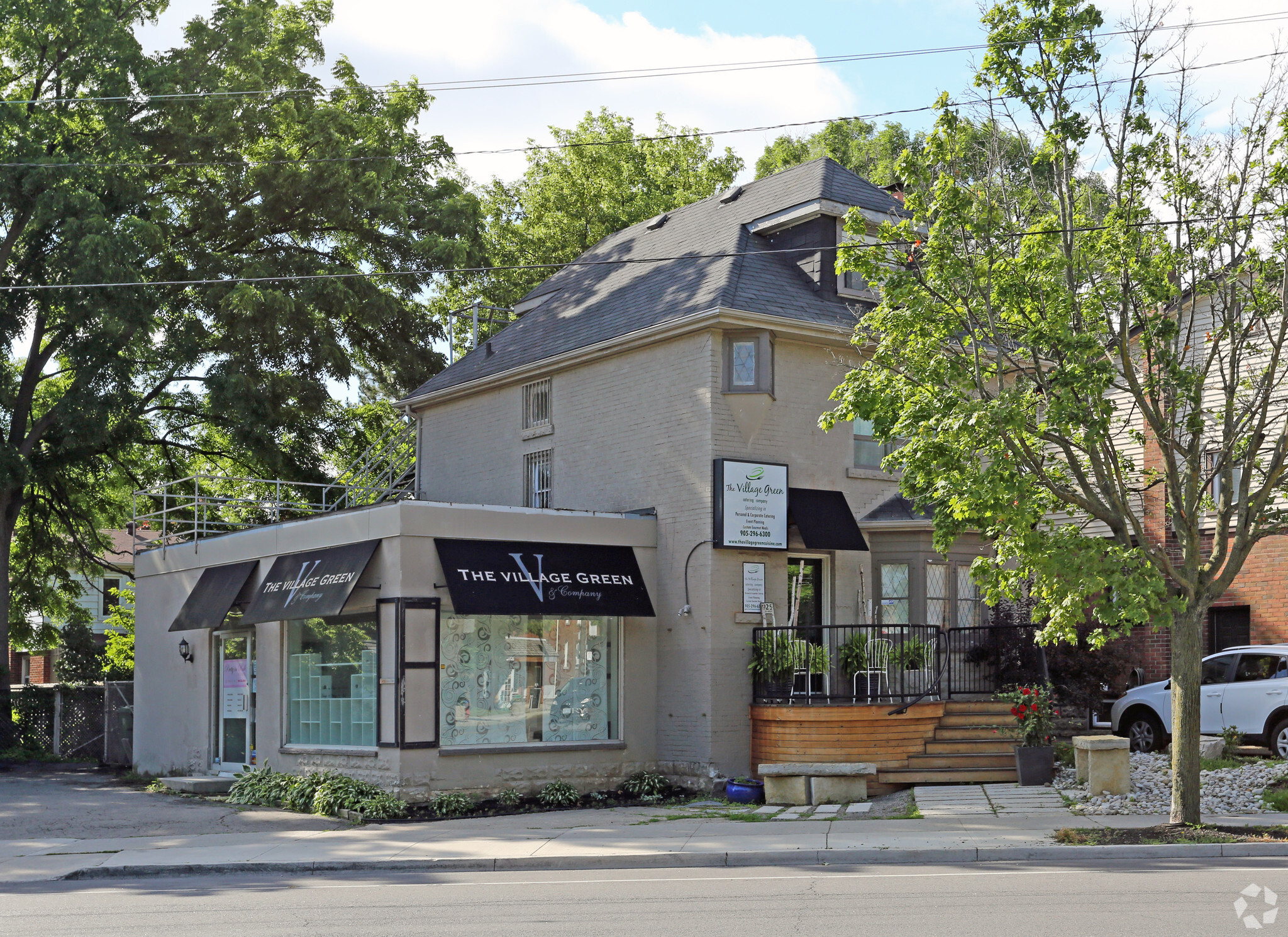 925 King St W, Hamilton, ON for Sale