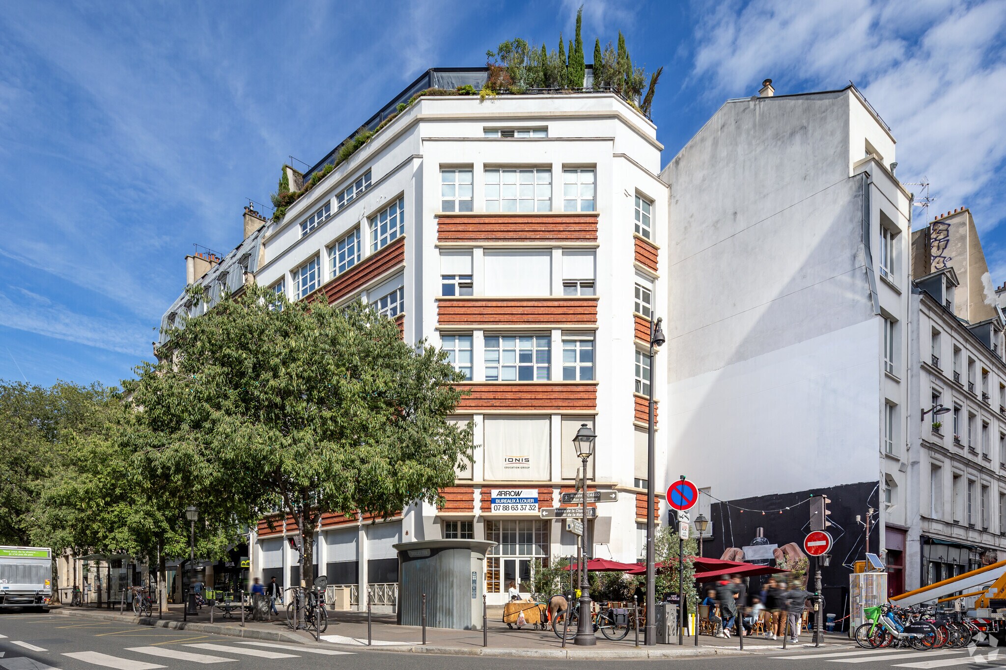 93 Rue Vieille Du Temple, Paris, PAR for Rent