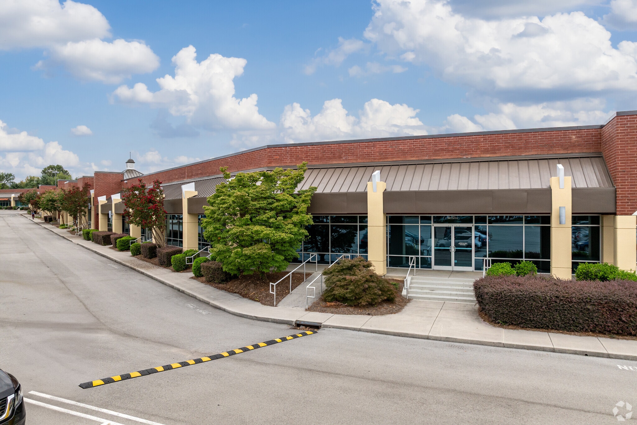 130-192 N Seven Oaks Dr, Knoxville, TN for Rent
