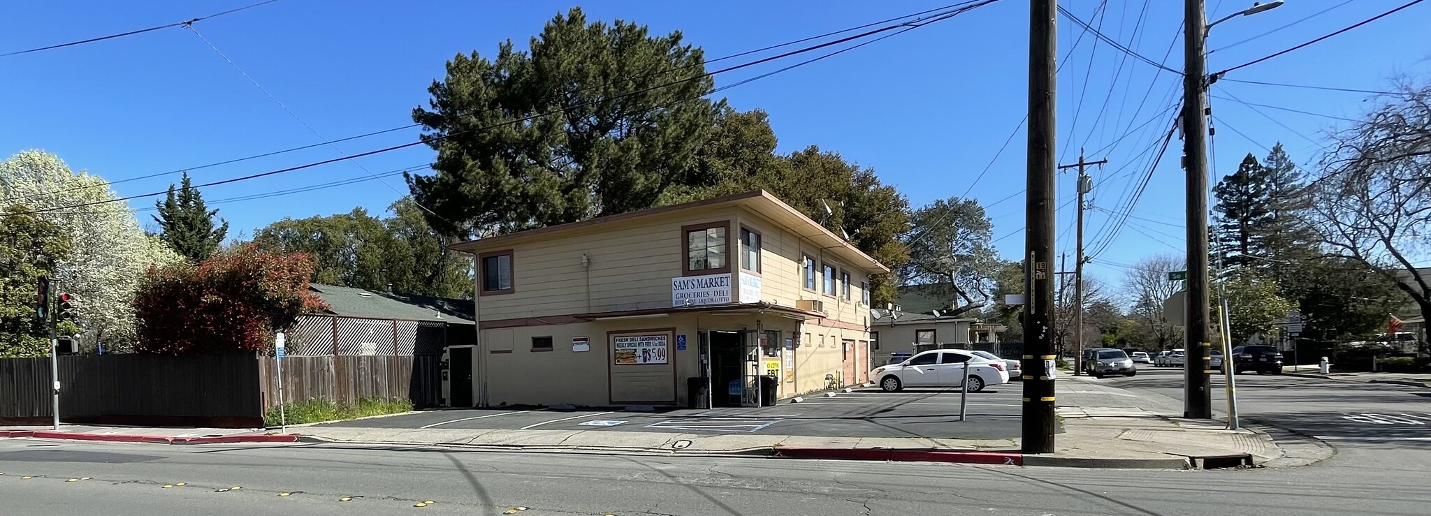 212 S E St, Santa Rosa, CA for Sale