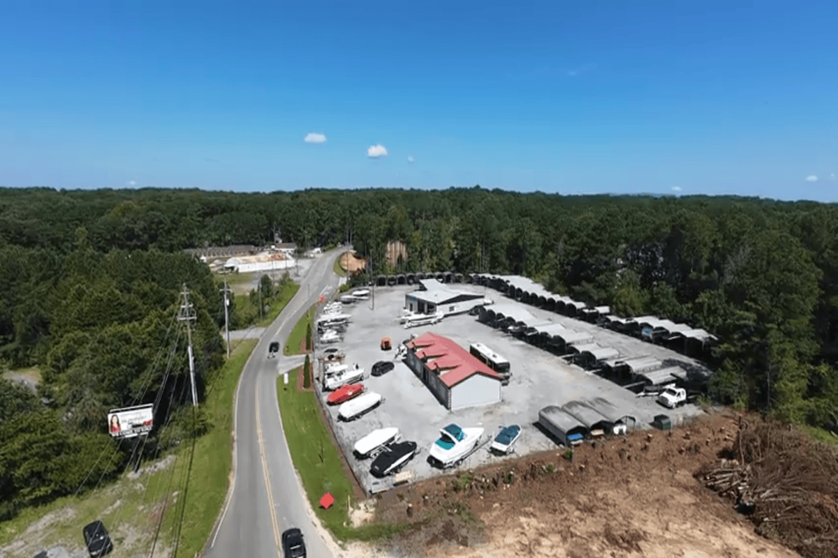 400 Victoria Rd, Woodstock, GA for Sale