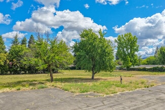 Medford, OR Commercial - 1370 Poplar Dr