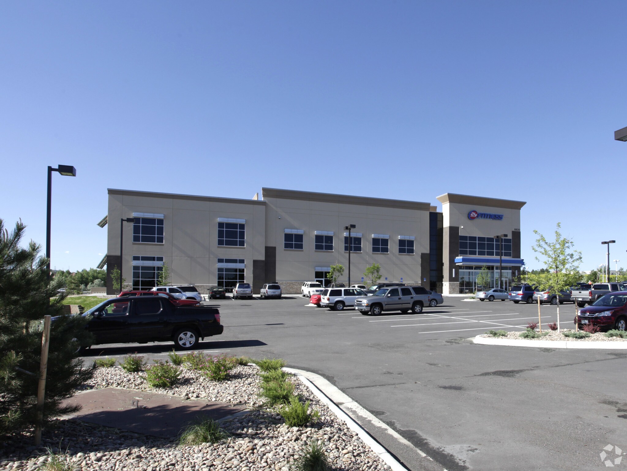 6830 E County Line Rd, Highlands Ranch, CO for Rent