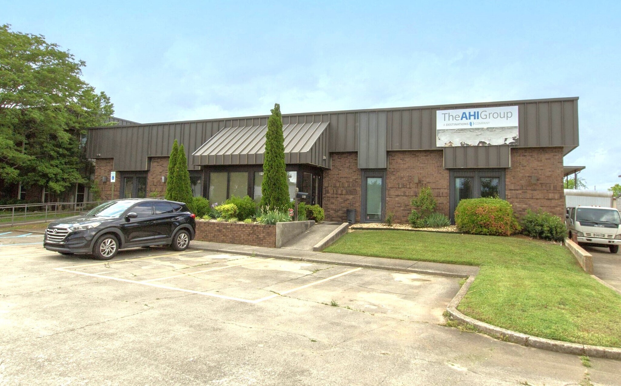 2124 Metro Cir, Huntsville, AL for Rent