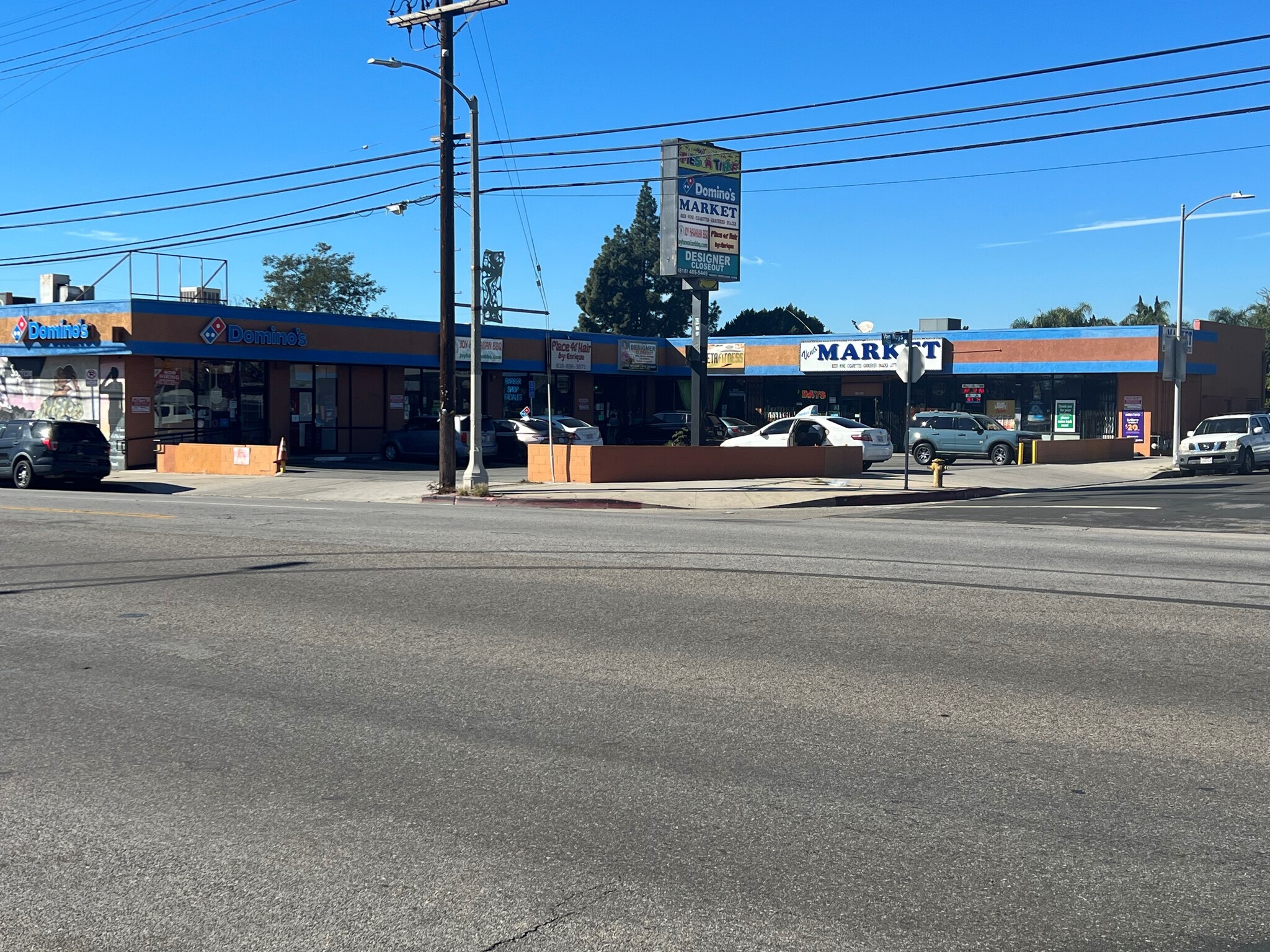 13931-13945 Van Nuys Blvd, Arleta, CA for Rent