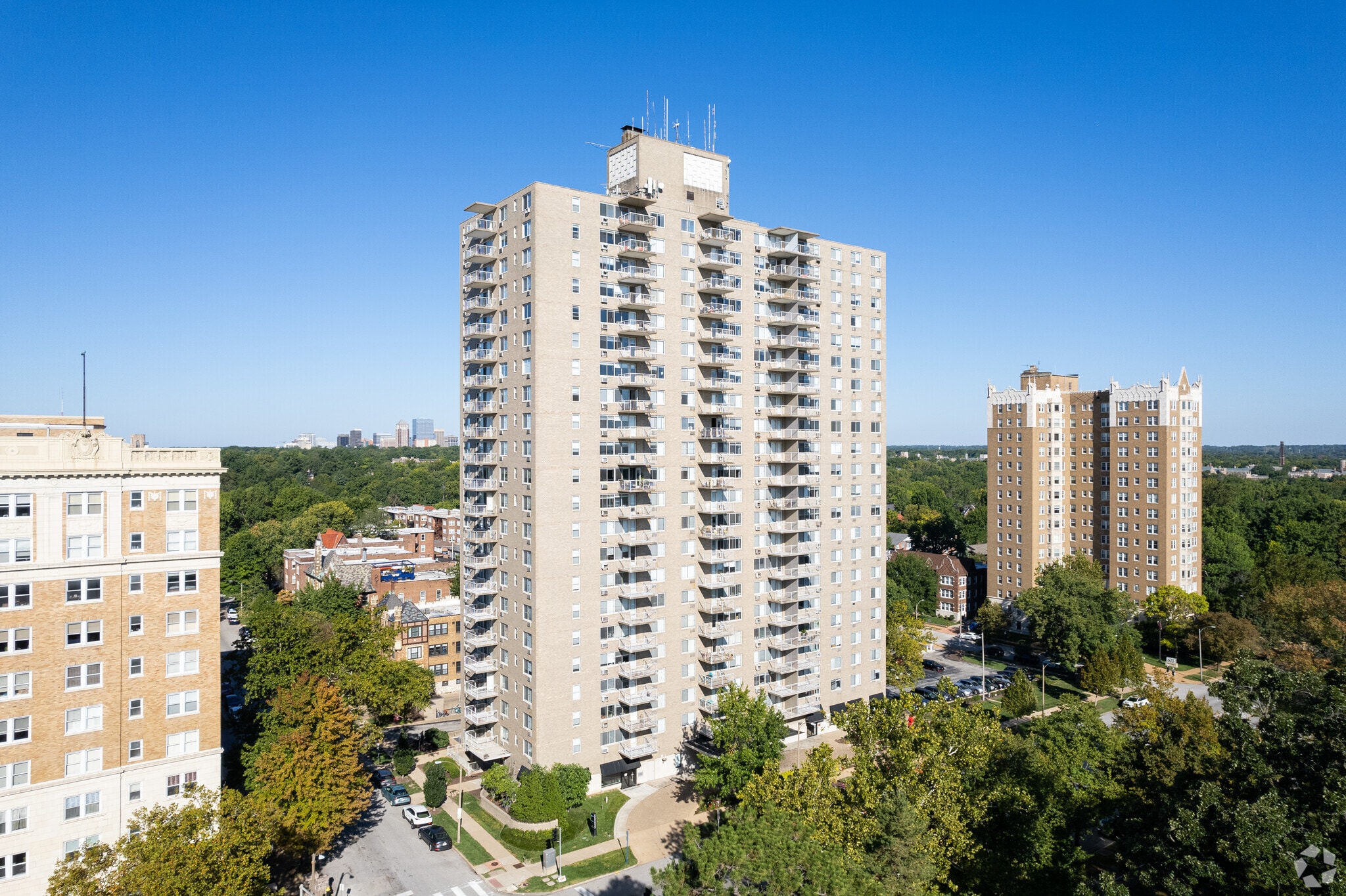 665 S Skinker Blvd, Saint Louis, MO for Rent