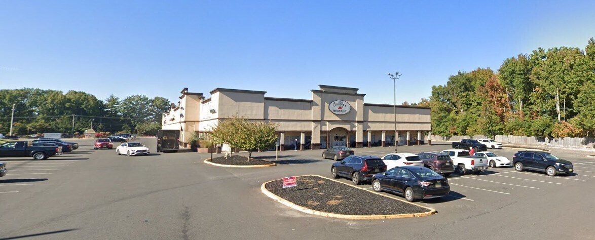 300 Gordons Corner Rd, Englishtown, NJ for Rent