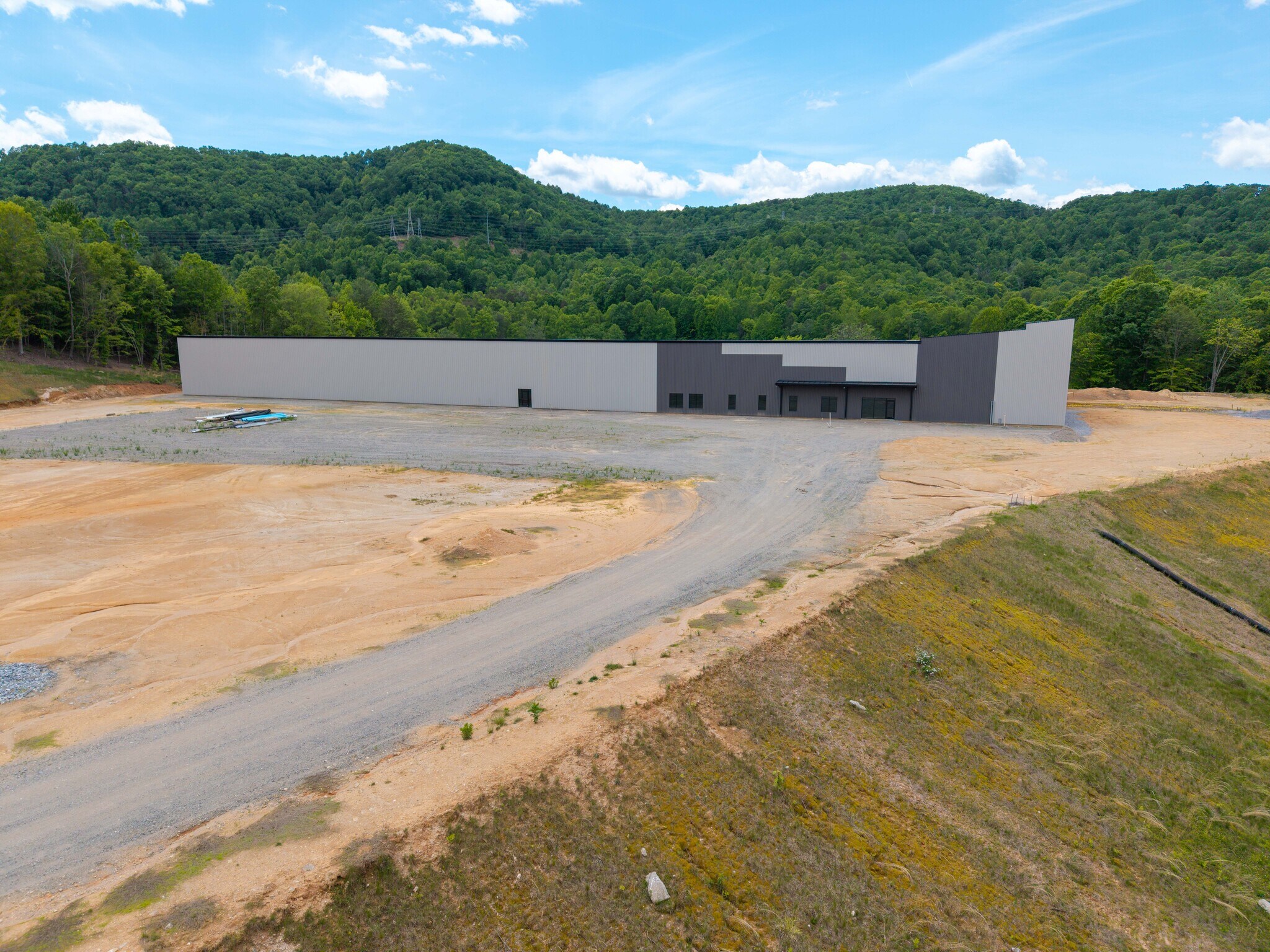 0 College Dr, Marion, NC for Rent