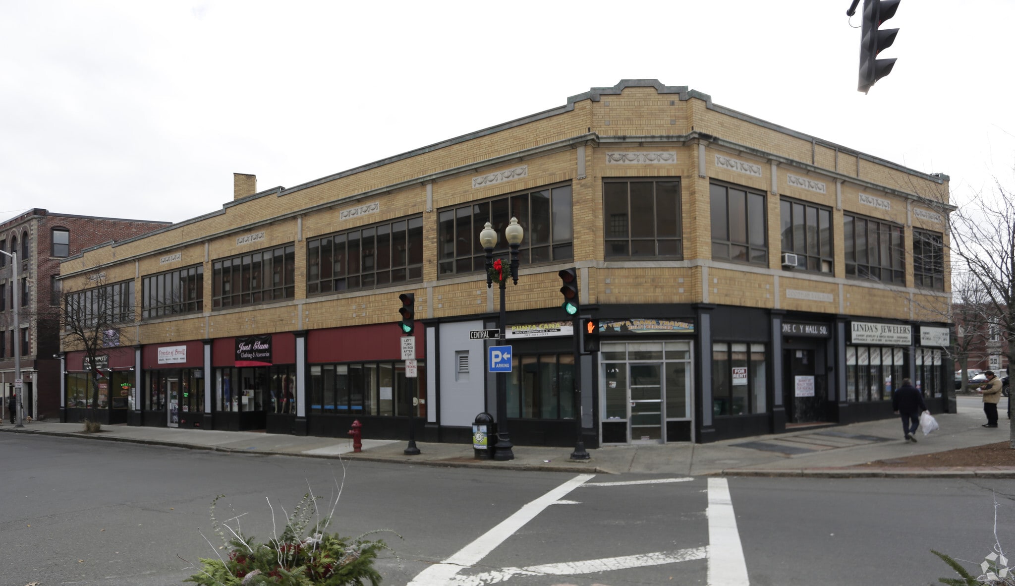 2-10 Market St, Lynn, MA for Rent