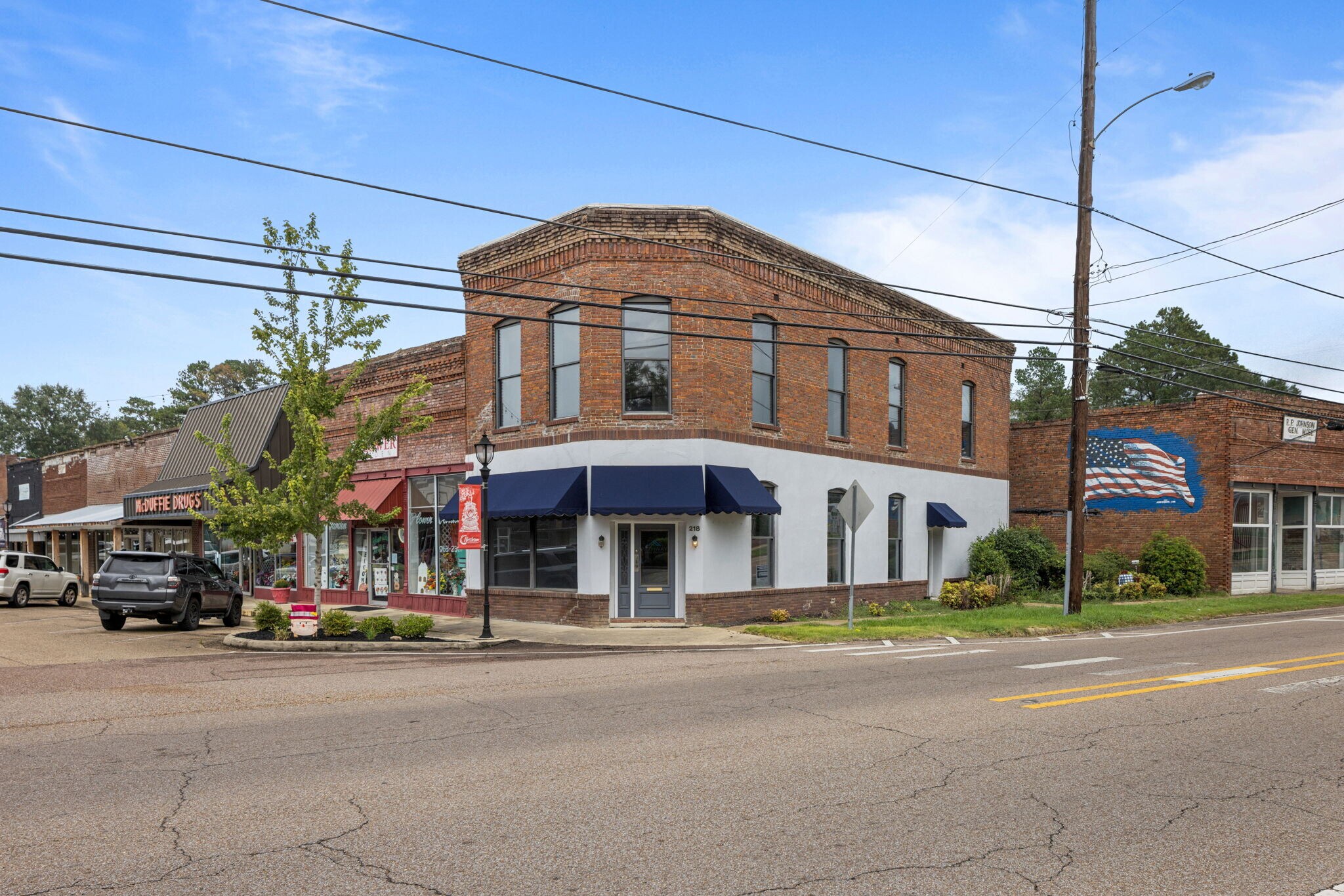 218 Main St, Nettleton, MS for Sale