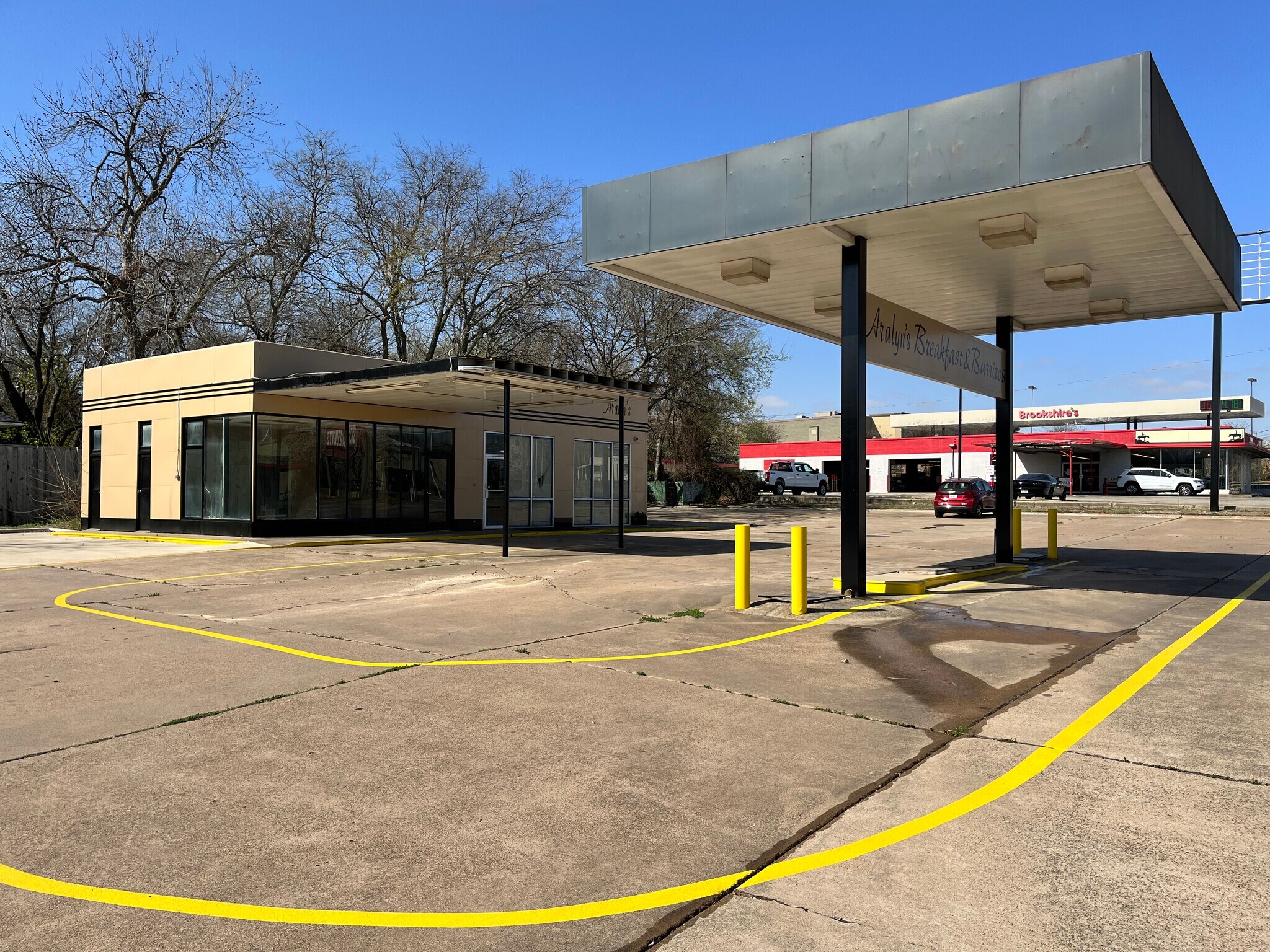 501 Palo Pinto St Weatherford, TX 76086 Retail Property for Lease on