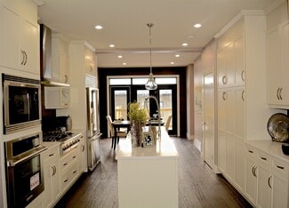 Edmonton, AB Apartments - 11331 76 Av NW