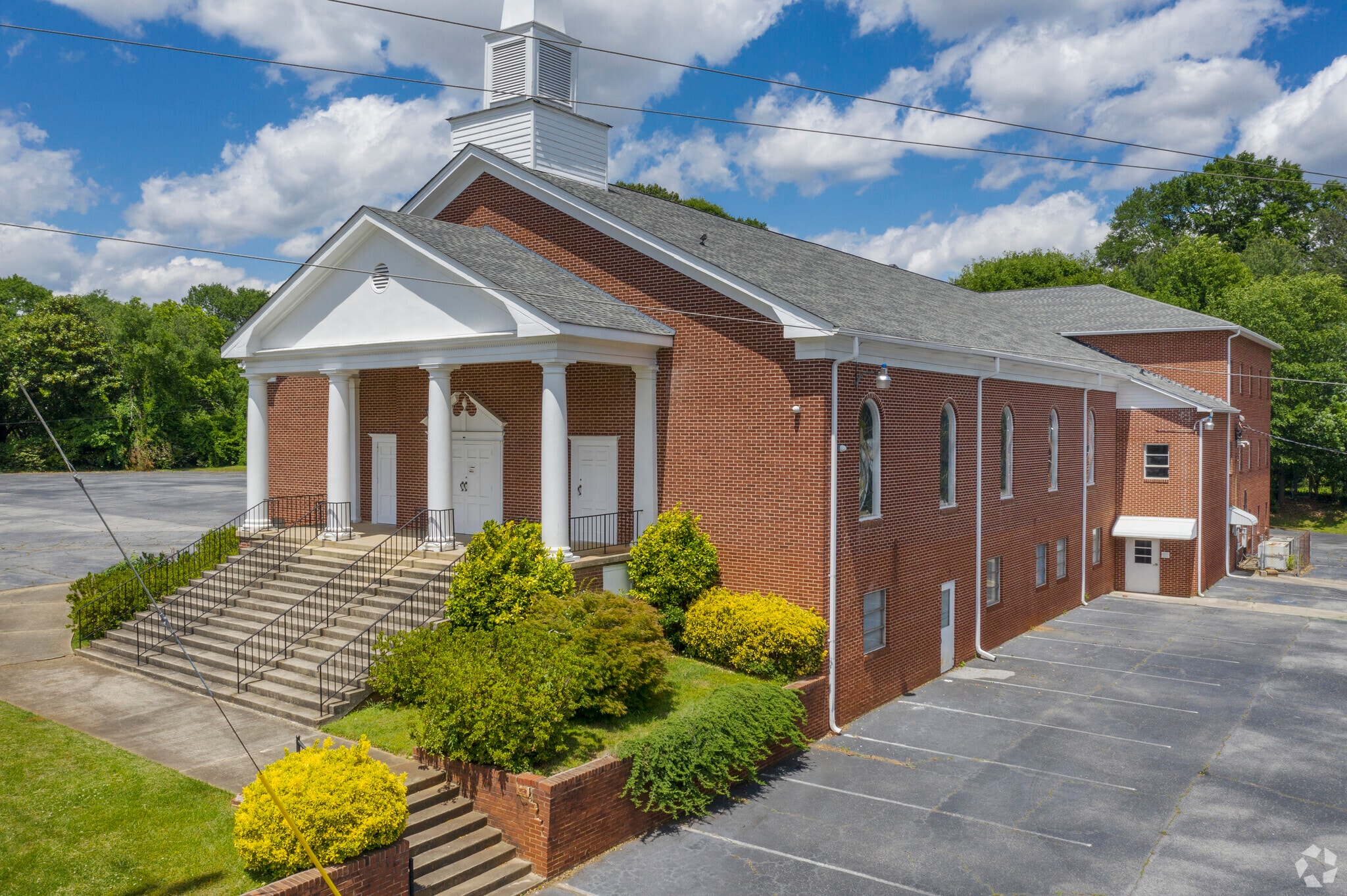 3405 S Cobb Dr SE, Smyrna, GA for Sale