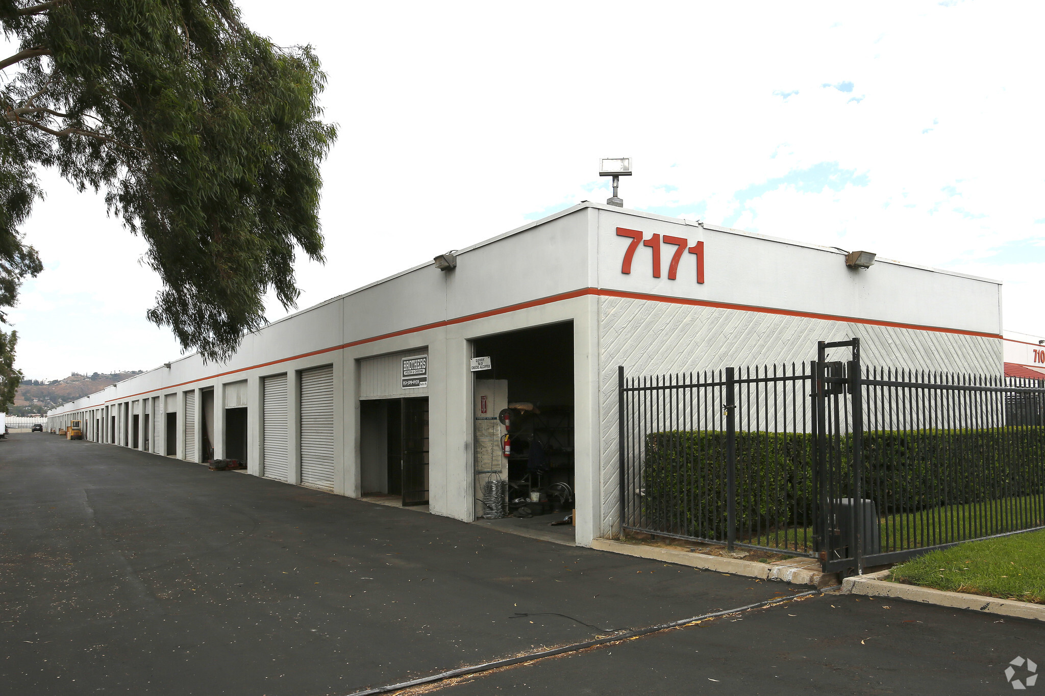 7171 Jurupa Ave, Riverside, CA for Rent