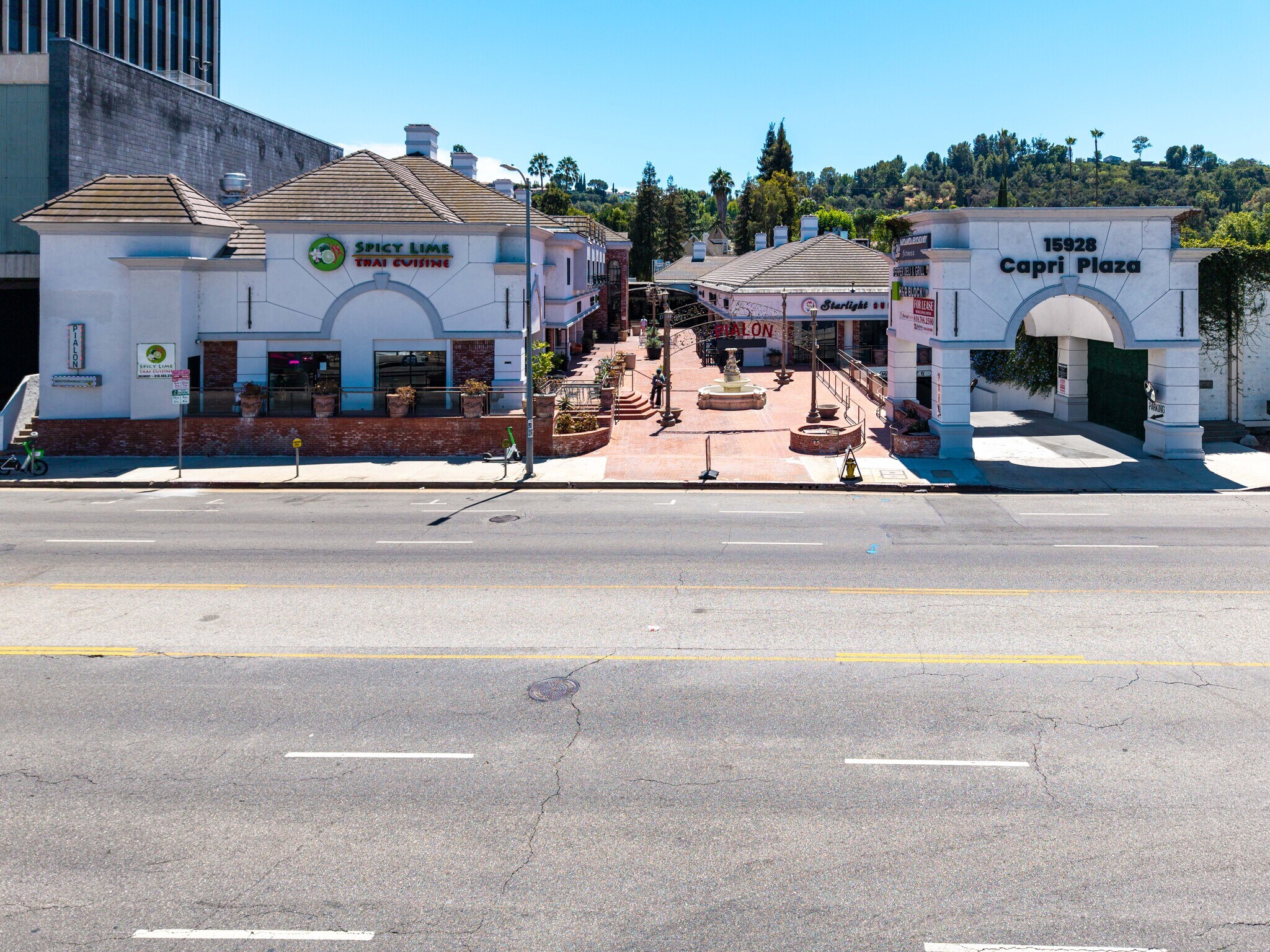15928 Ventura Blvd, Encino, CA for Rent