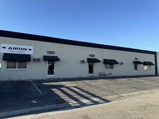 Fullerton, CA Warehouse - 1221-1225 E Ash Ave