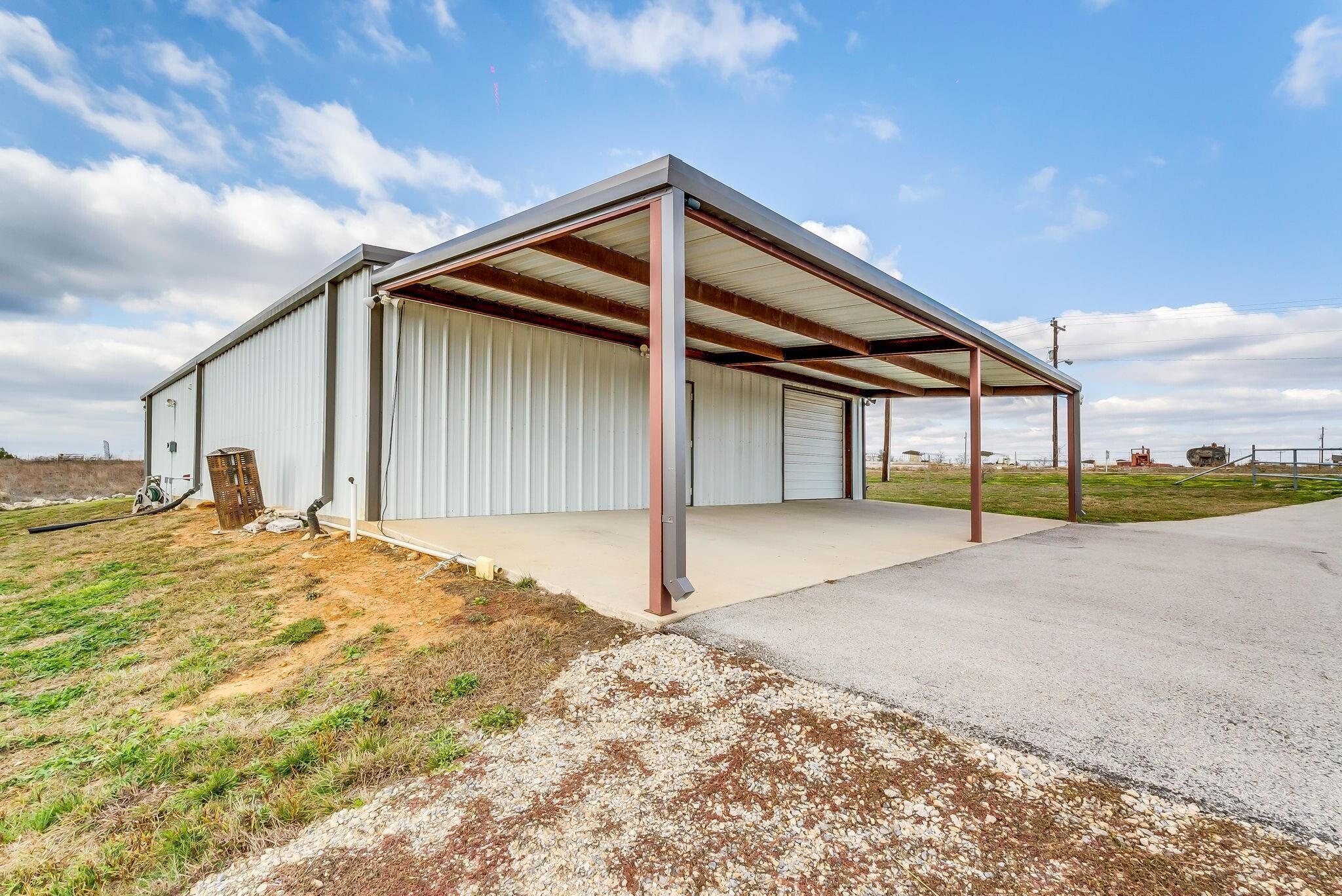 13300 Cleburne Hwy, Cresson, TX for Sale