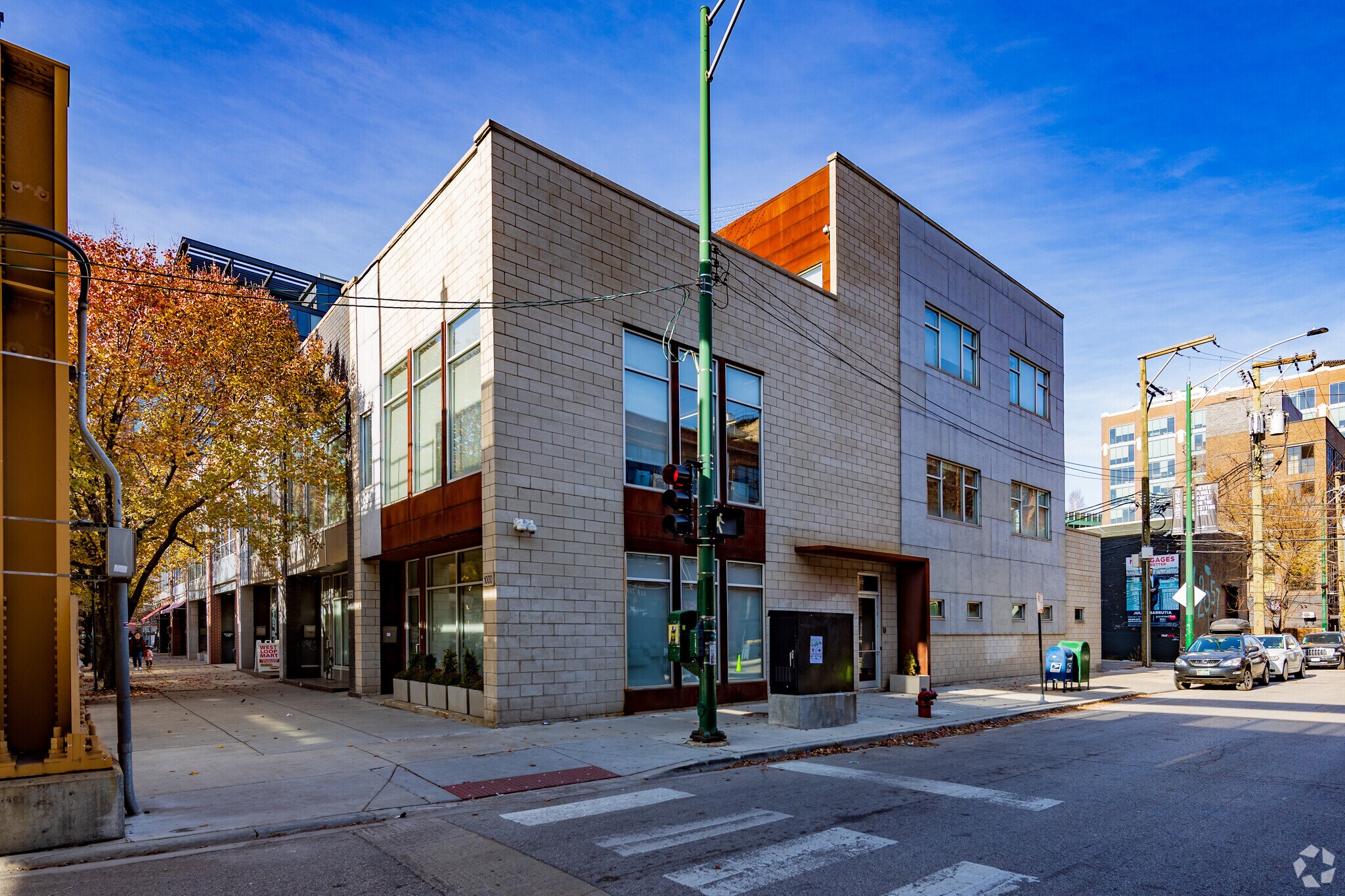 1000 W Lake St, Chicago, IL for Rent