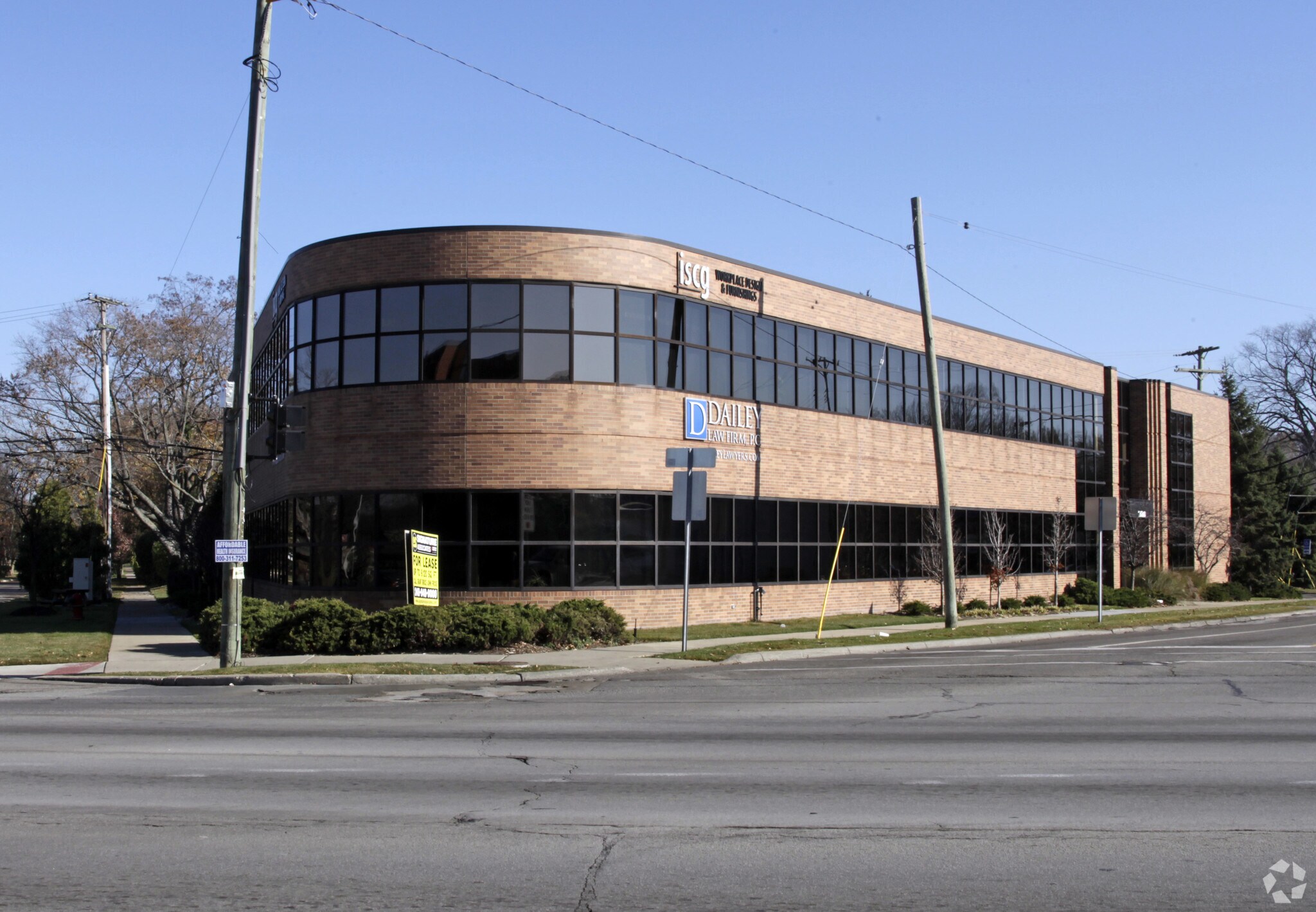 28000 Woodward Ave, Royal Oak, MI for Sale