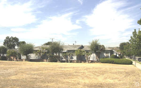 509-523 N 3rd St, Montebello, CA for Sale