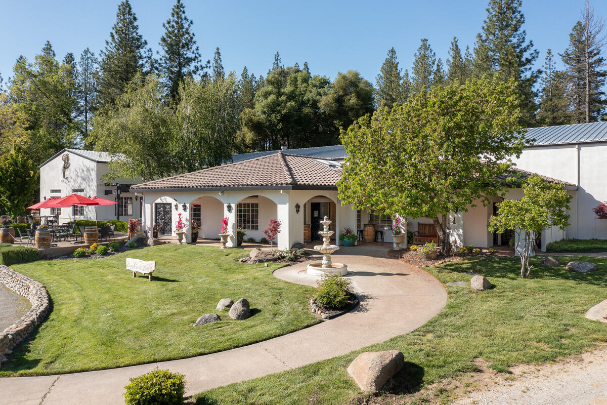 7400 Perry Creek Rd, Fair Play, CA for Sale