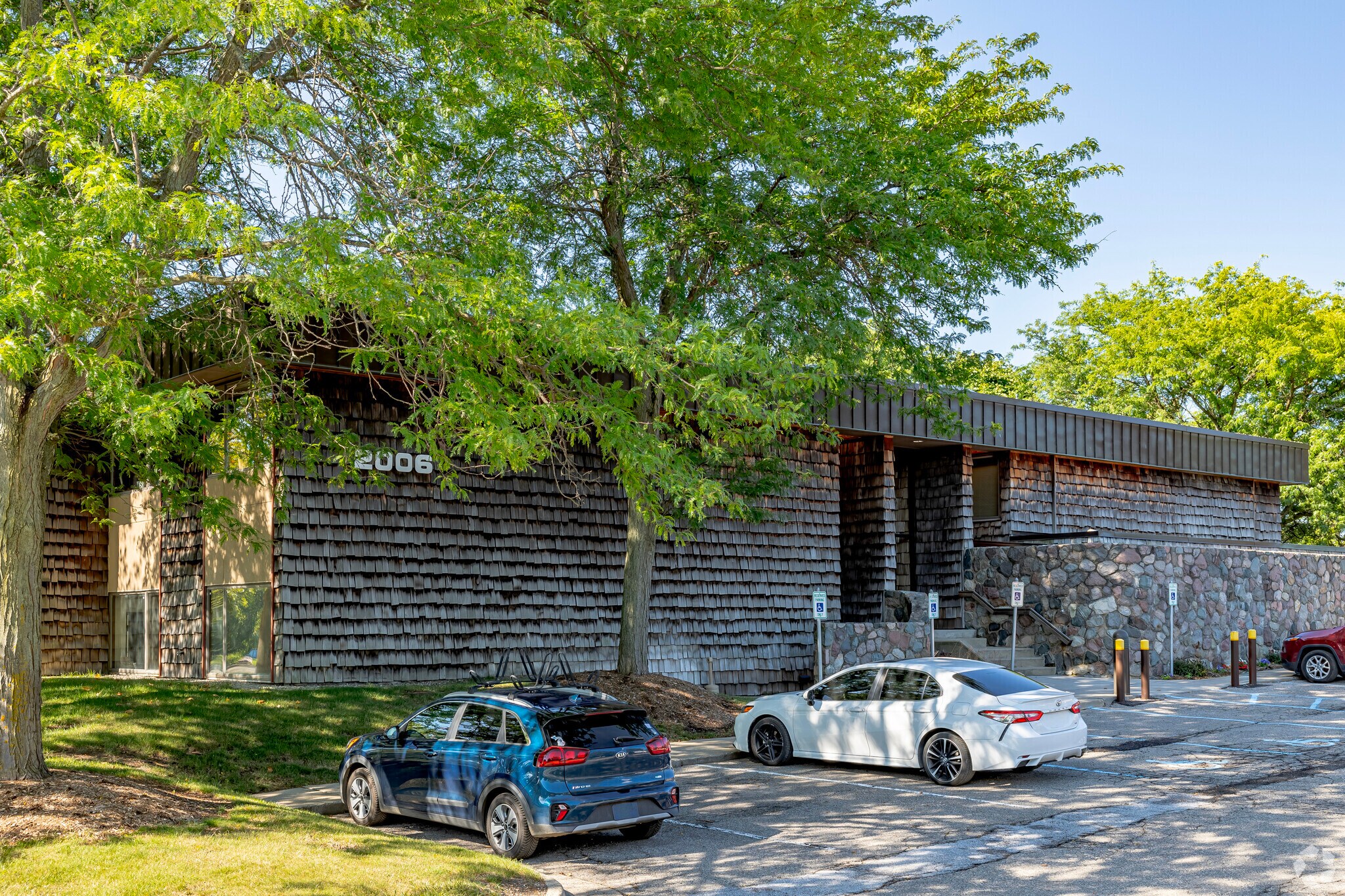 2000 Hogback Rd, Ann Arbor, MI for Rent