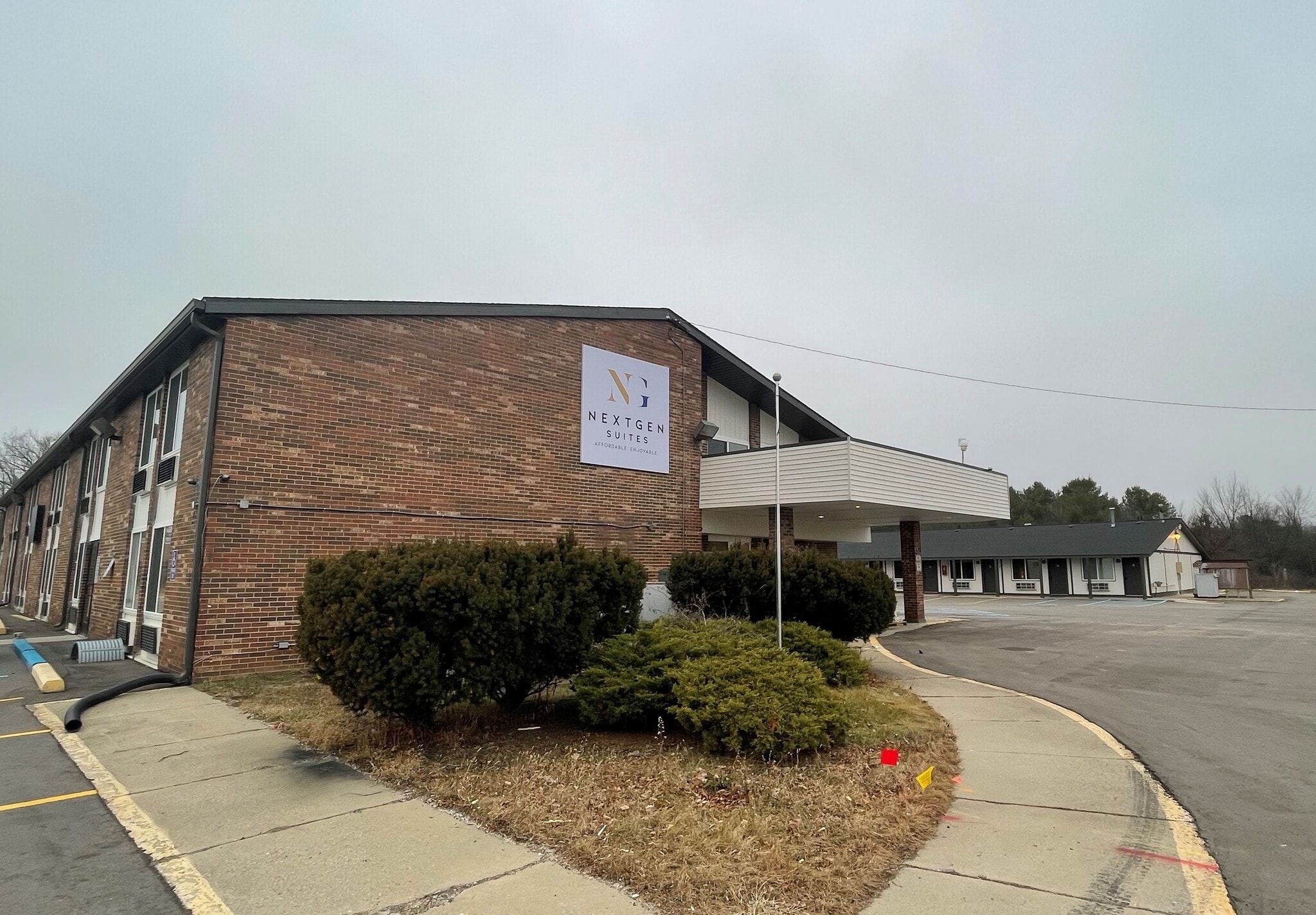 4380 W Pierson Rd, Flint, MI for Sale