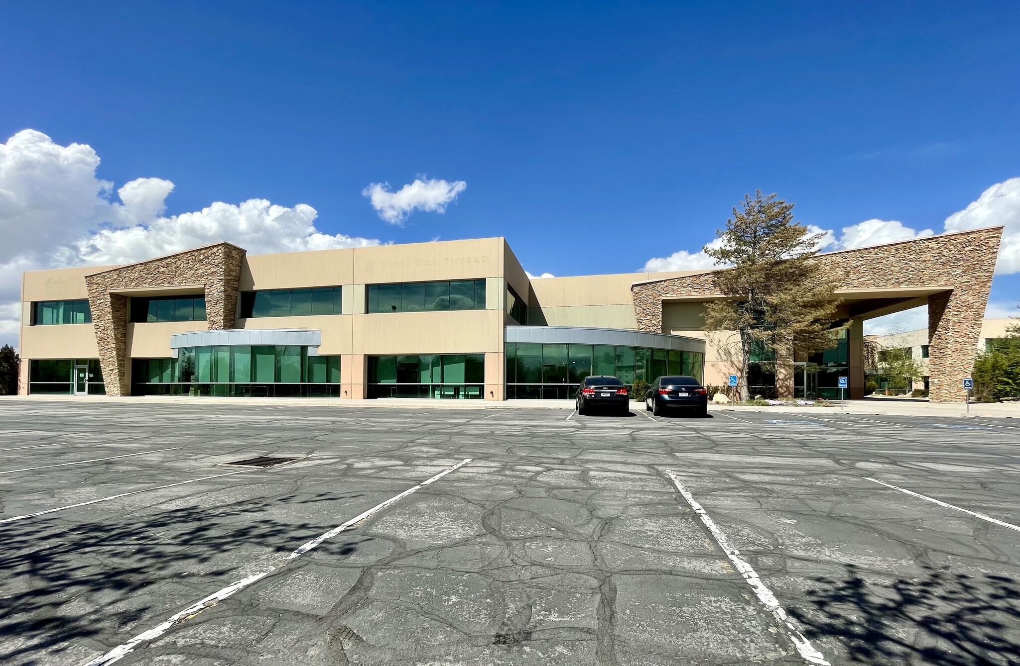 215 N Admiral Byrd Rd, Salt Lake City, UT for Rent