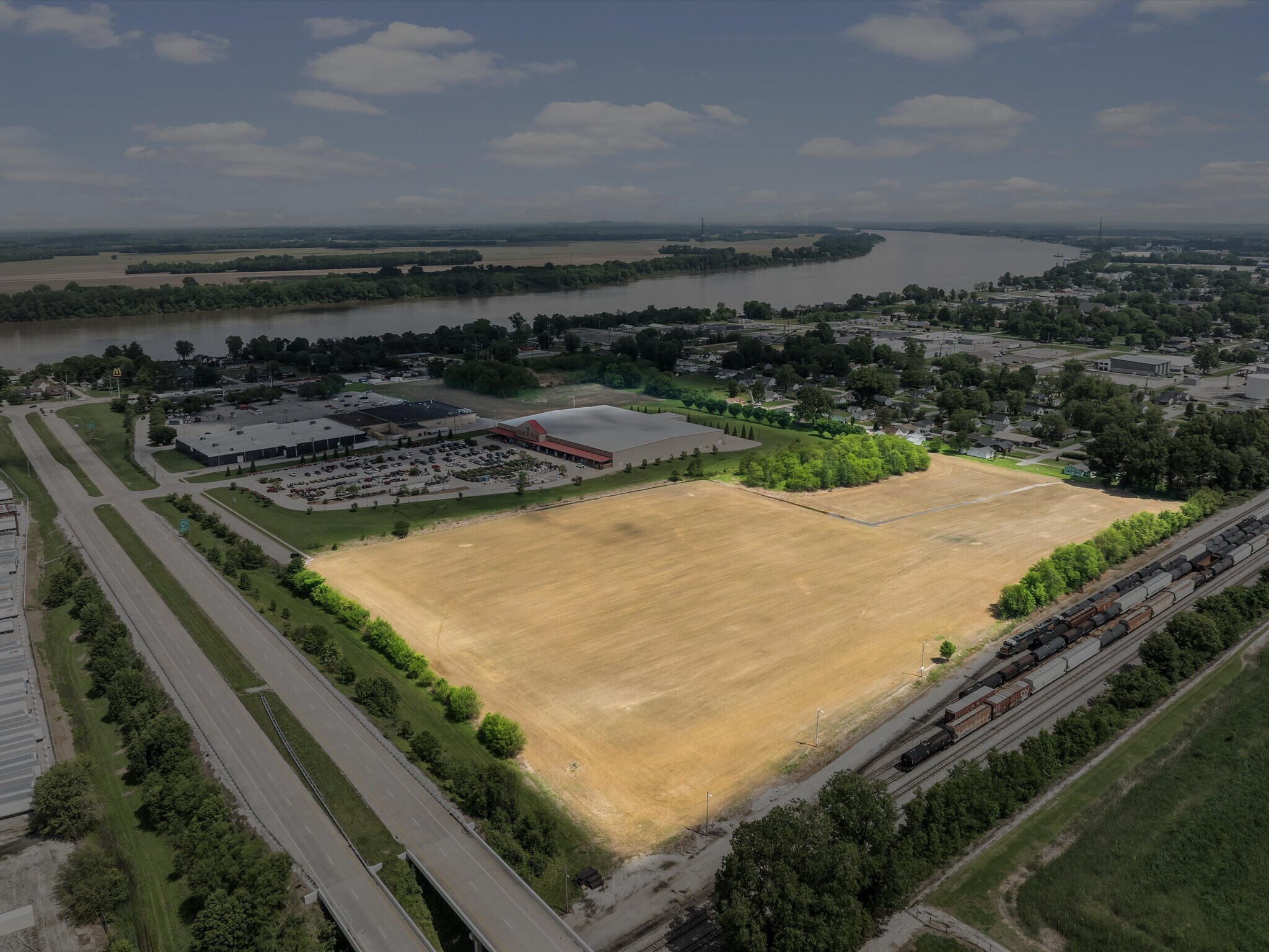 901 Commerce dr, Owensboro, KY for Sale