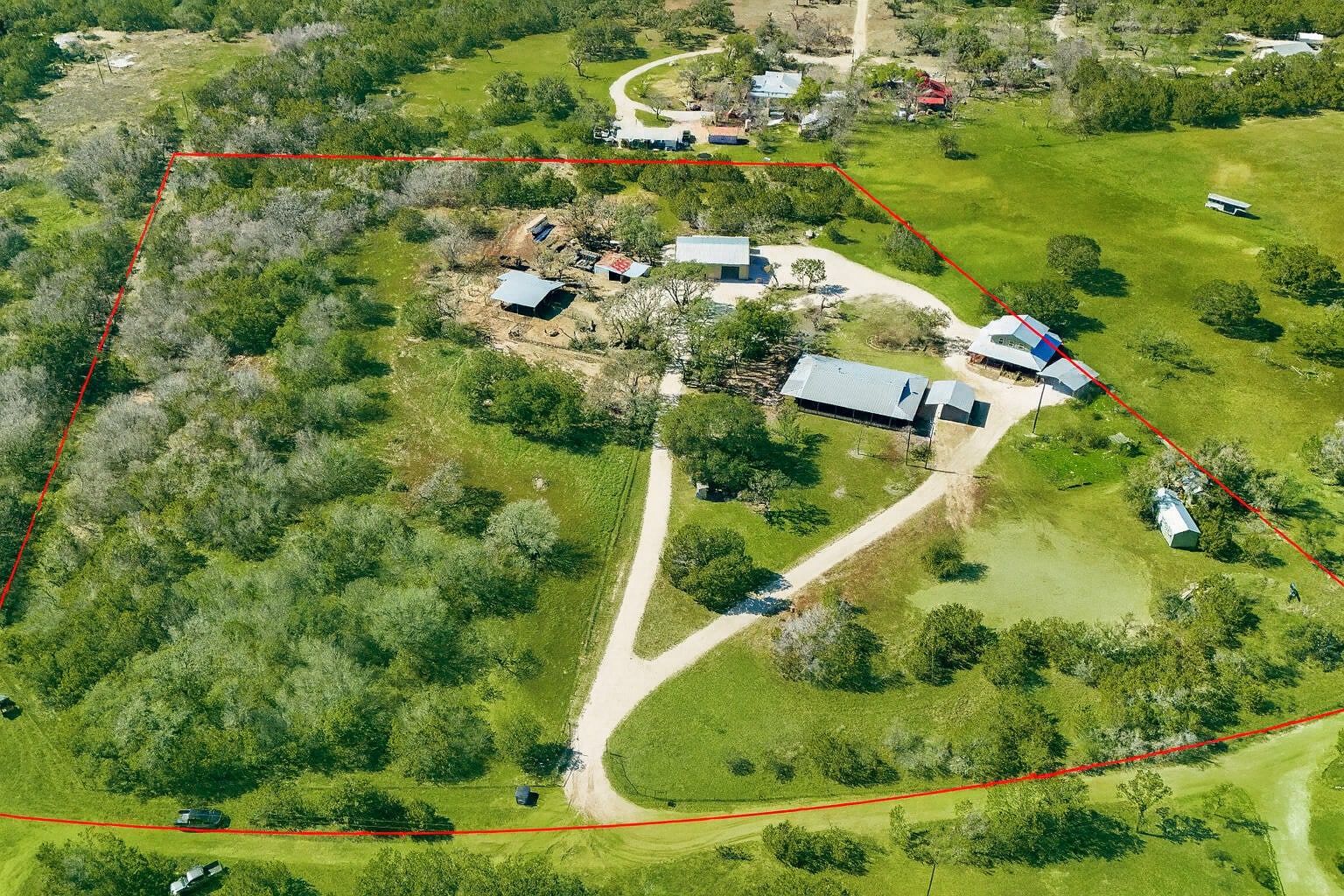 165 Mari B Dr E, Center Point, TX for Sale