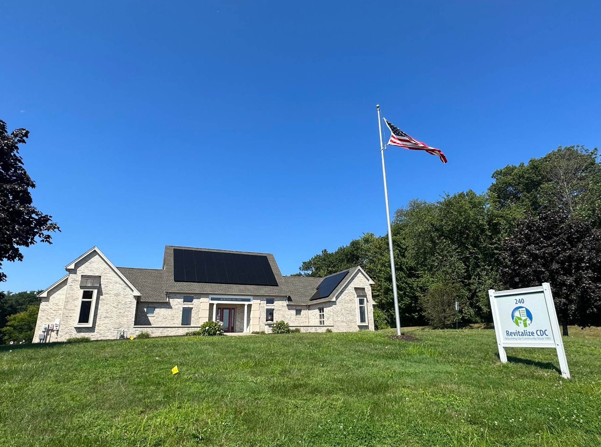 240 Cadwell Dr, Springfield, MA for Rent