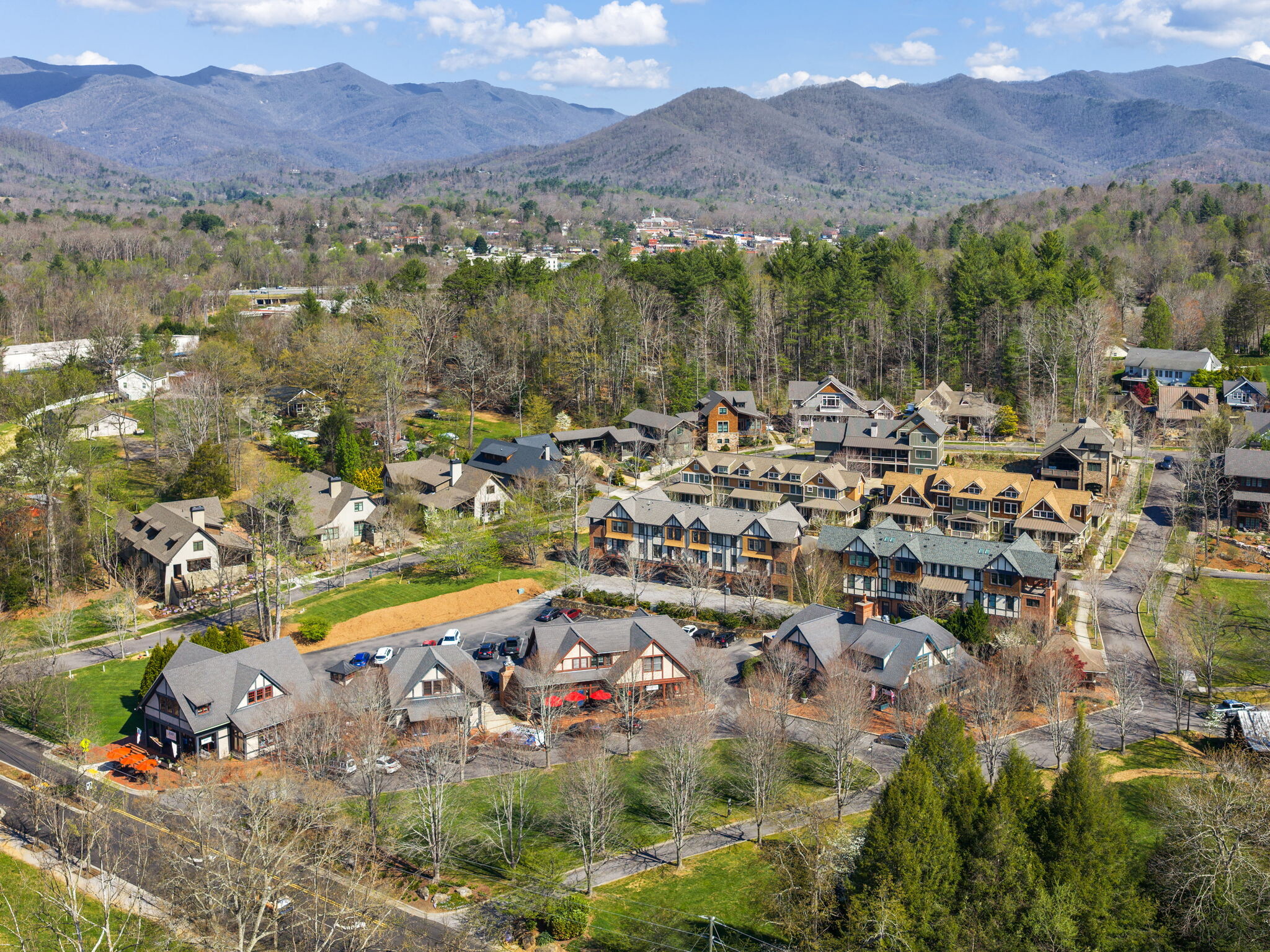 2 E Market St, Black Mountain, NC for Sale