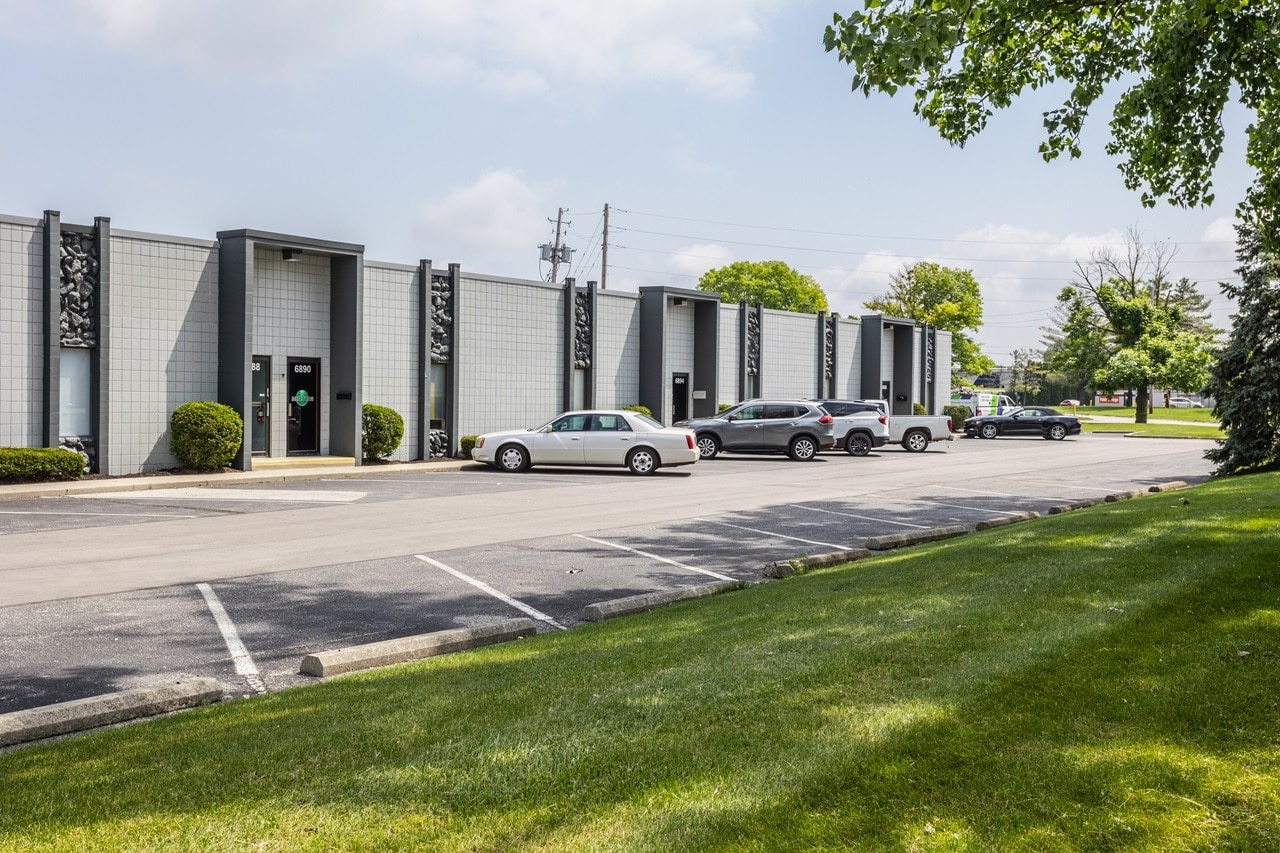 6780-6792 Hawthorn Park Dr, Indianapolis, IN for Rent