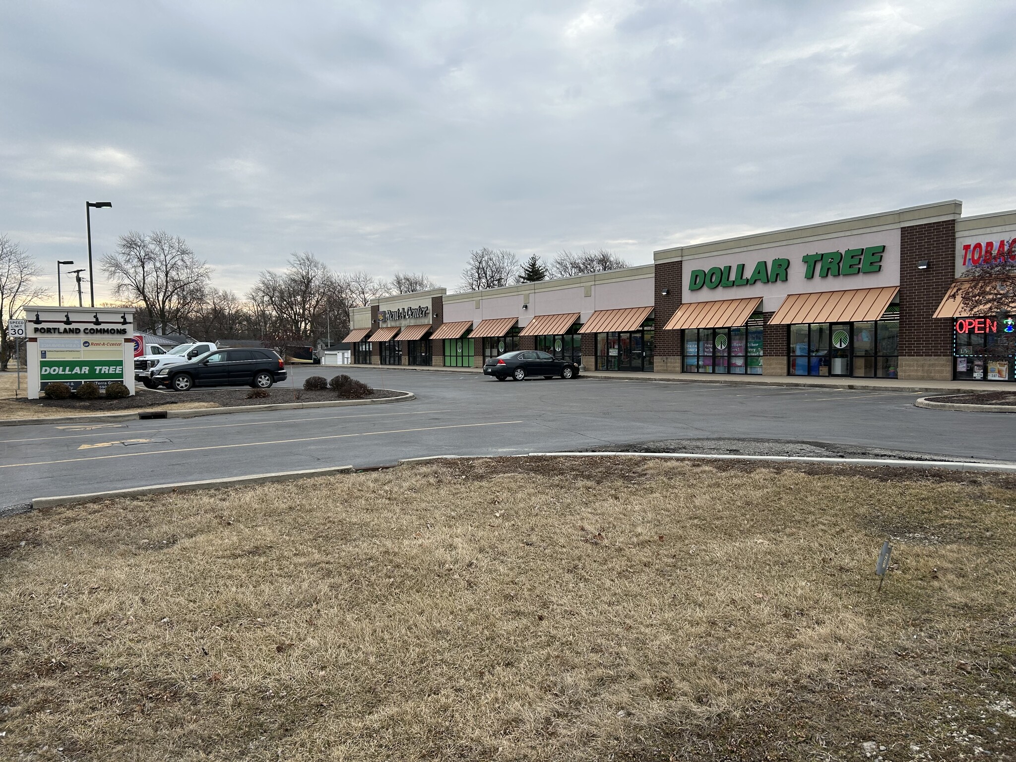 1007-1061 W Votaw St, Portland, IN for Sale