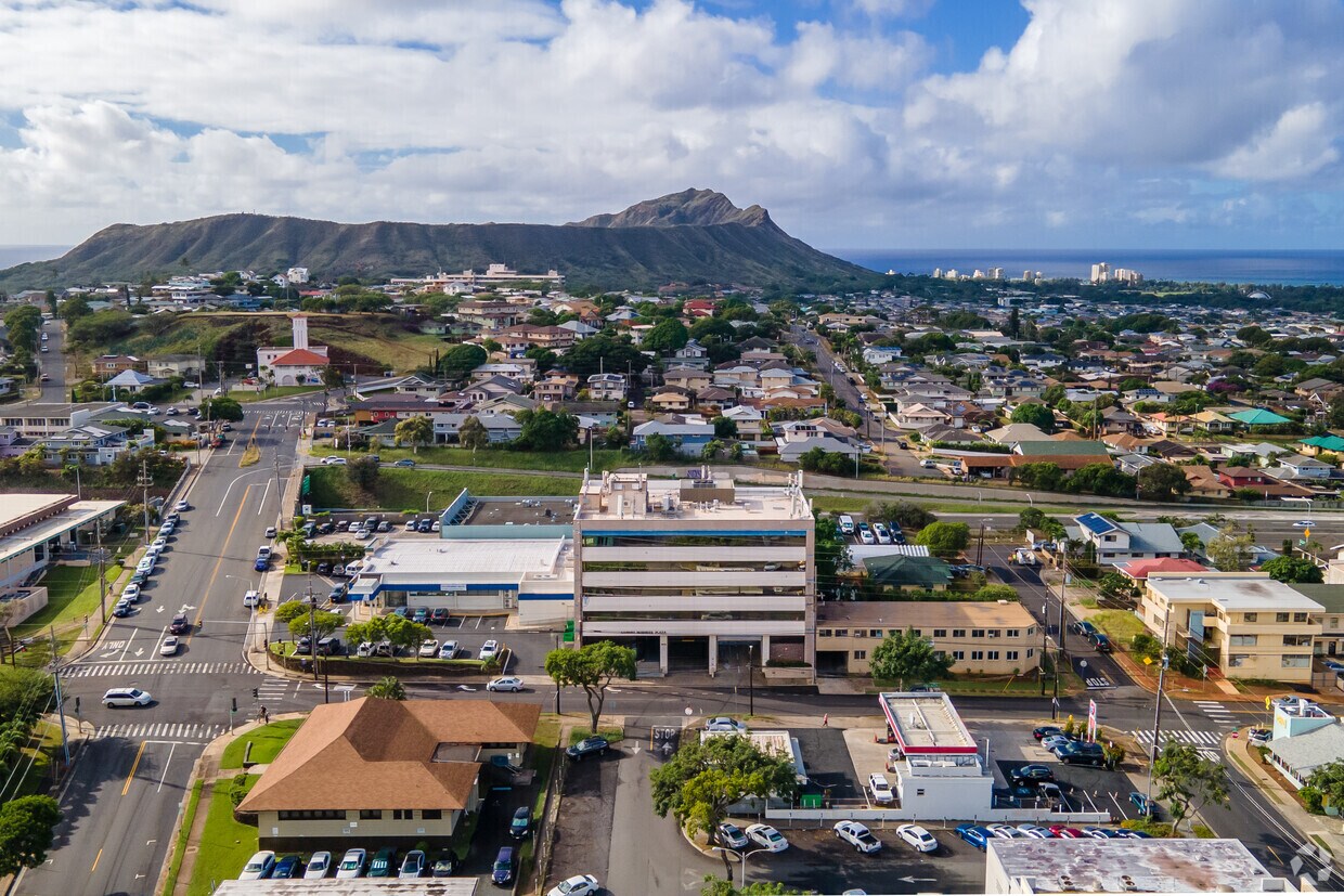 3615 Harding Ave, Honolulu, HI for Rent